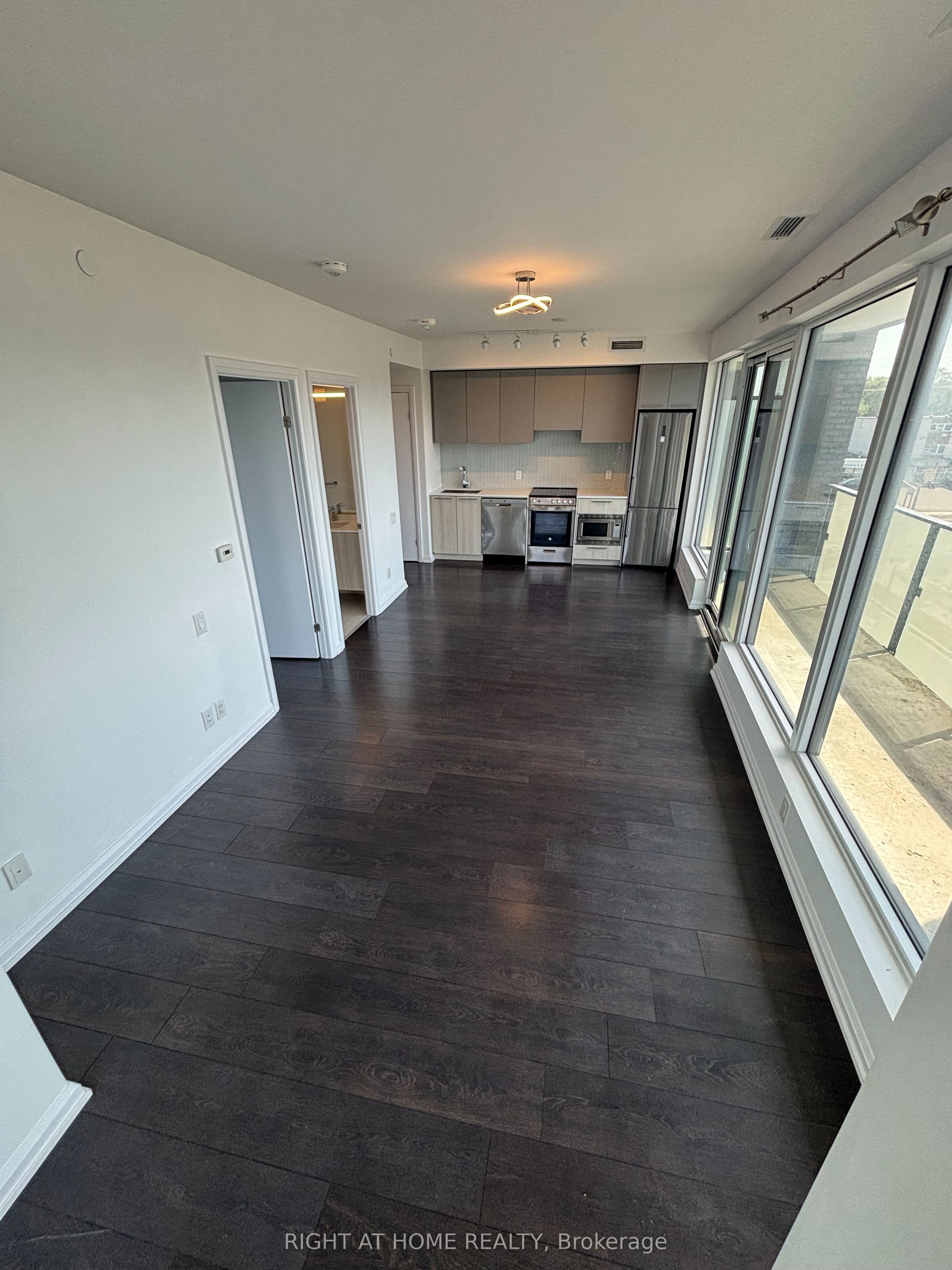 4208 Dundas Street W 317, Toronto, ON M8X 1Y6 photo 5