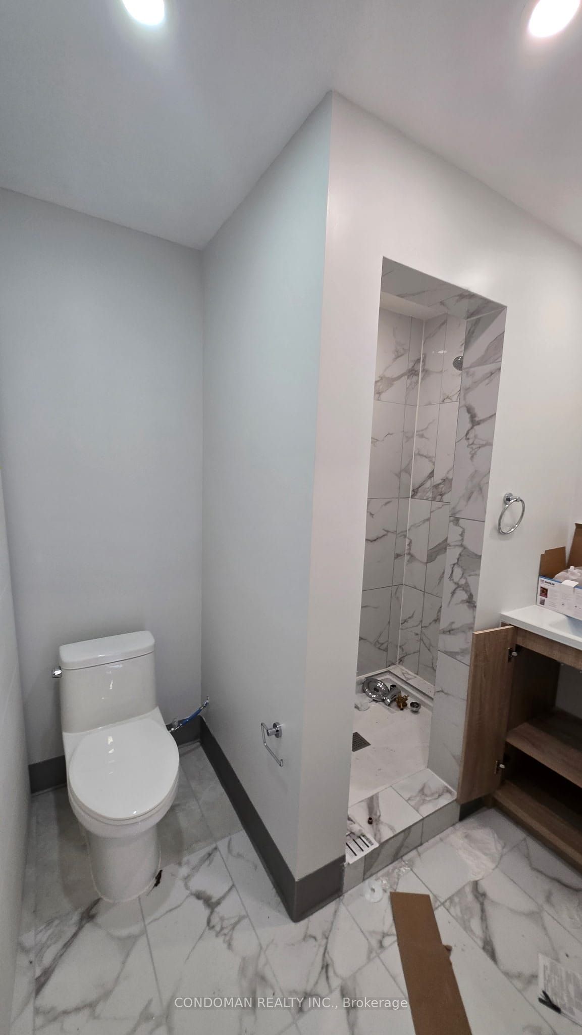 22 Fairfield Avenue Coachhouse, Toronto, ON M8V 2H9 photo 5