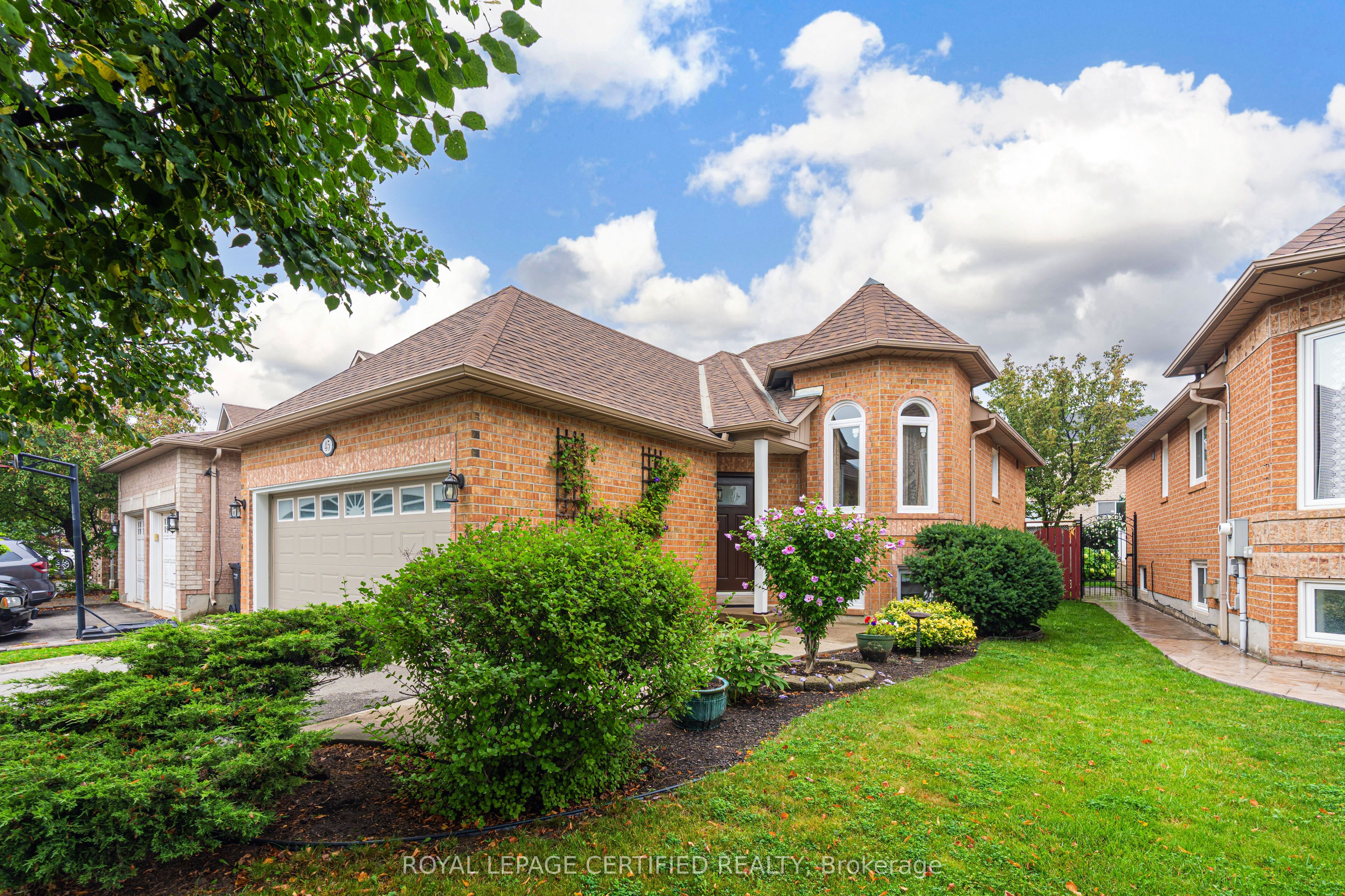45 Springview Drive, Brampton, ON L6X 4M3