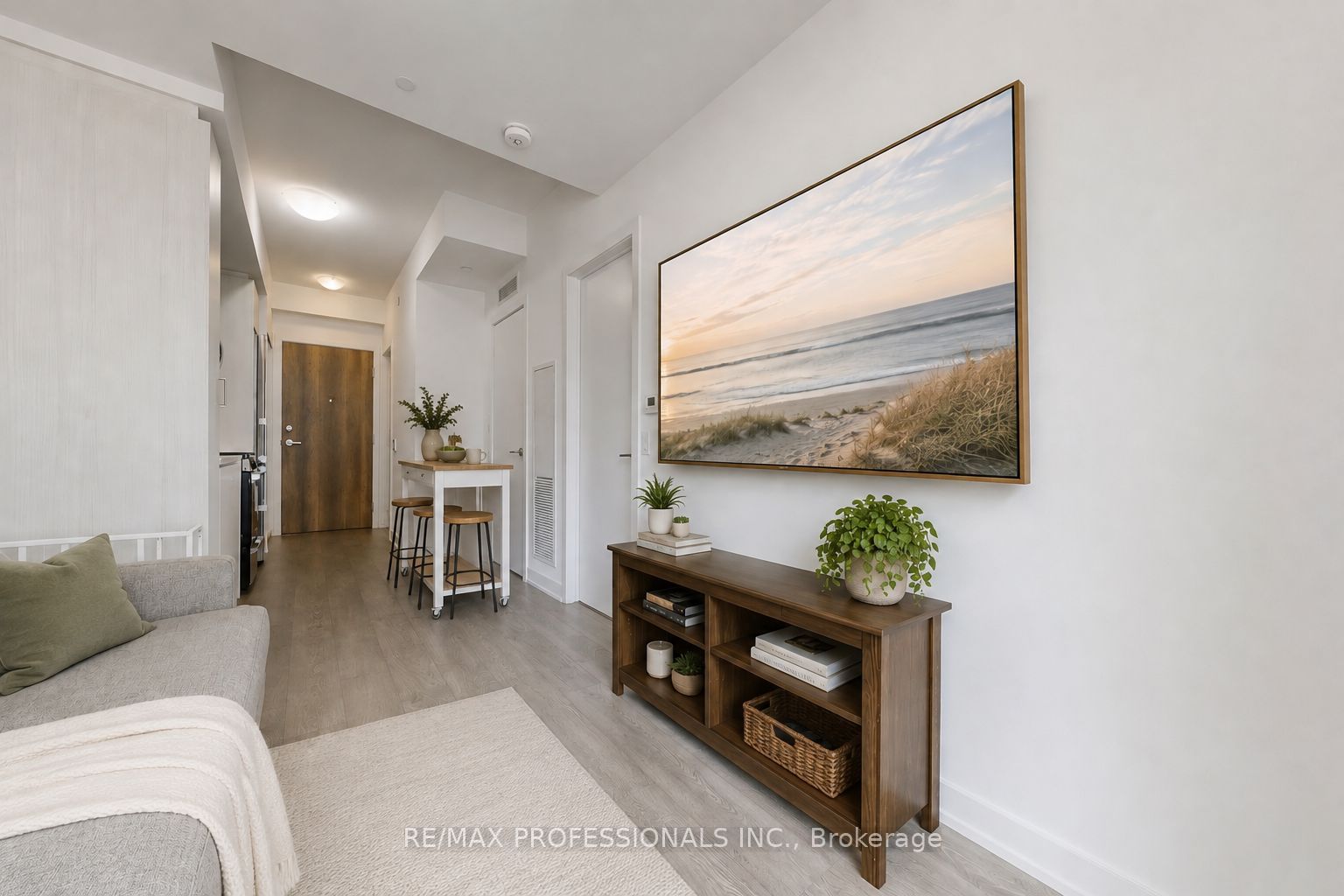 251 Manitoba Street 504, Toronto, ON M8Y 0C7 photo 3