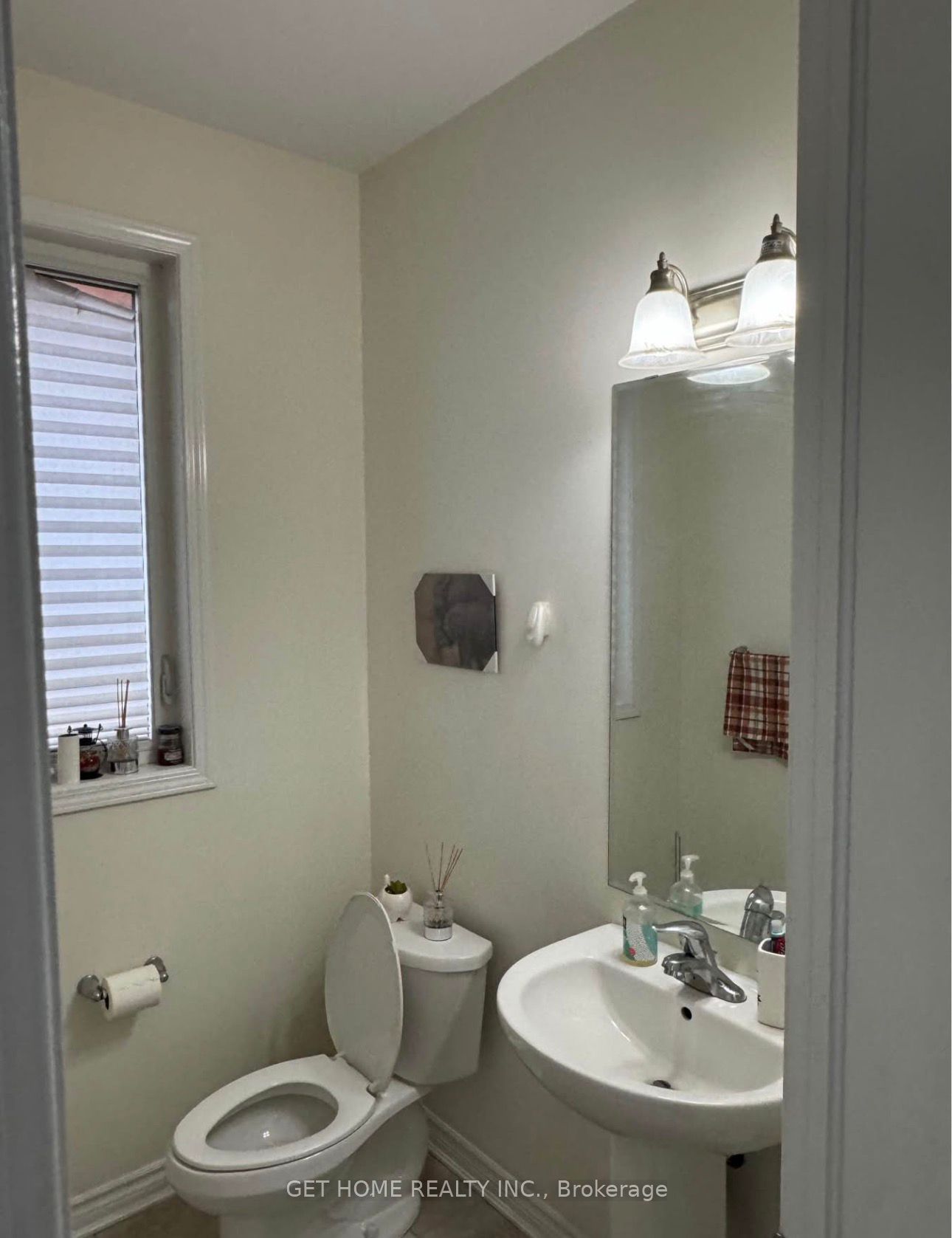 1450 Farmstead Drive, Milton, ON L9E 0B3 photo 5