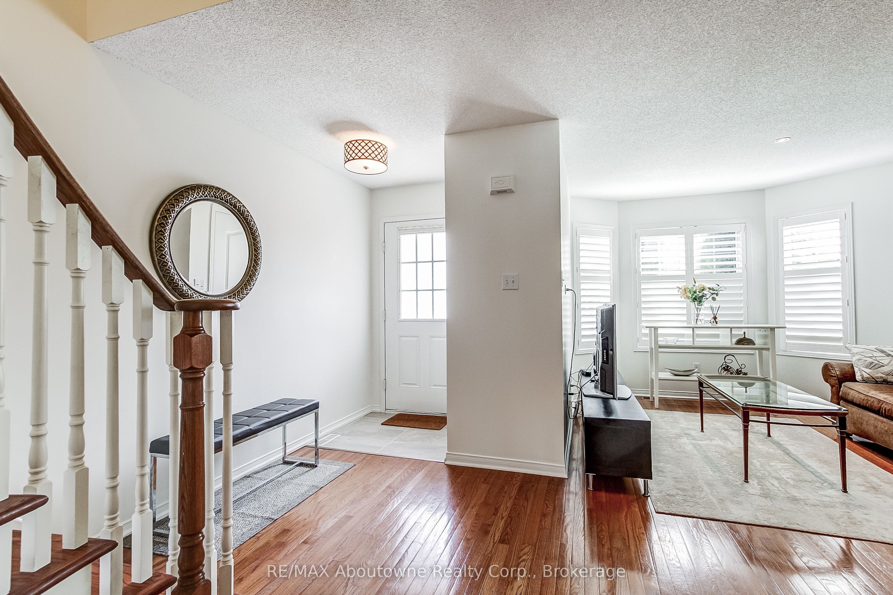 2150 Forest Gate Park, Oakville, ON L6M 4B4 photo 4