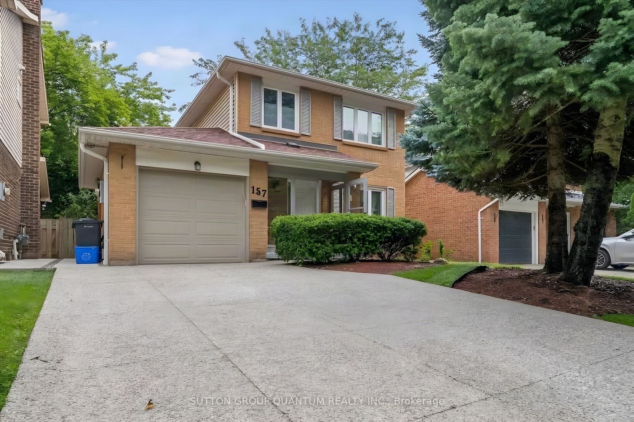 157 Riverview Street, Oakville, ON L6L 5S2