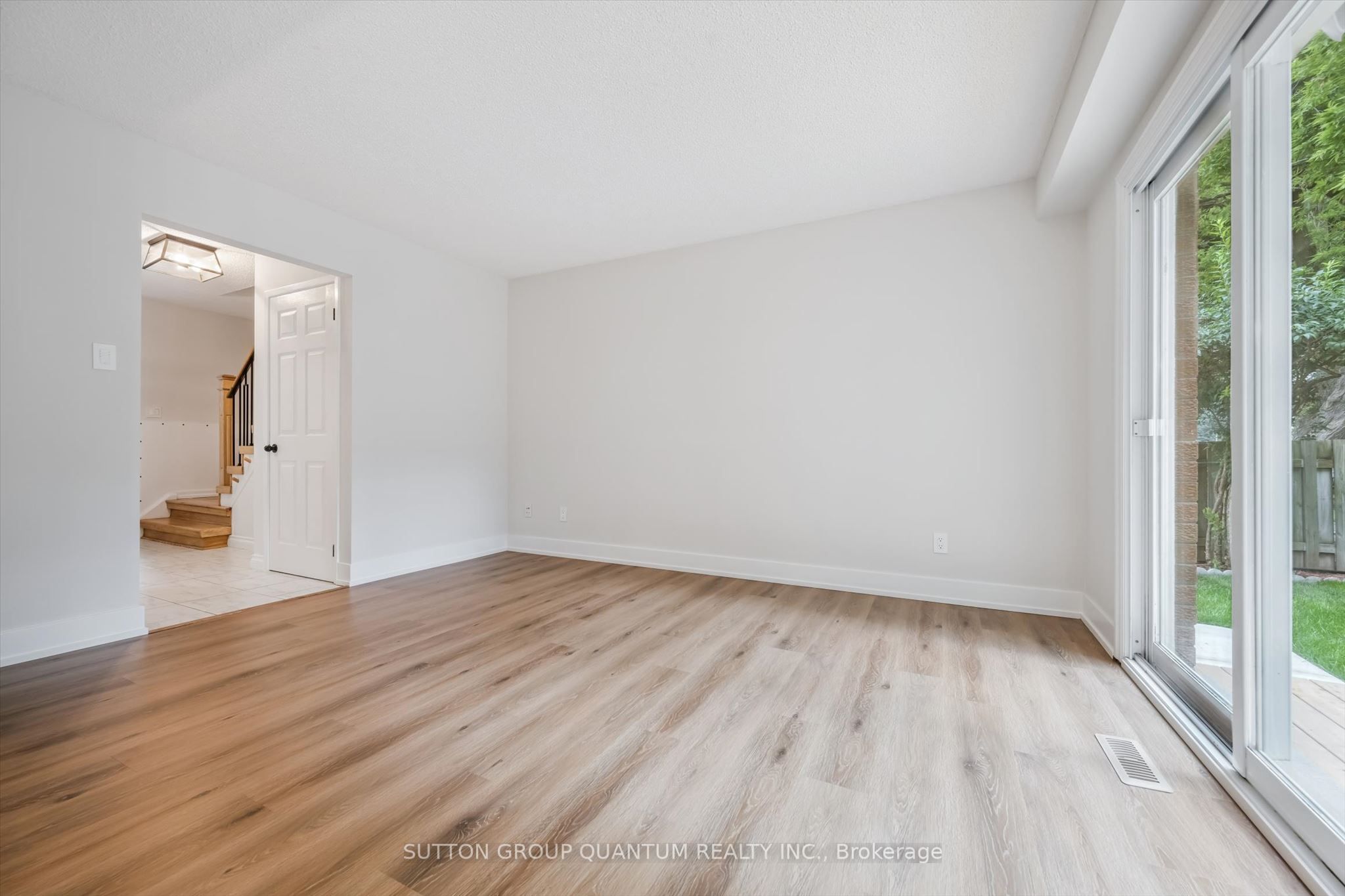 157 Riverview Street, Oakville, ON L6L 5S2 photo 5