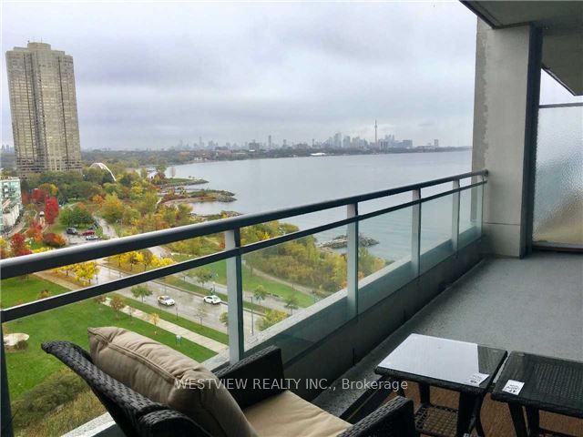 58 Marine Parade Drive 902, Toronto, ON M8V 4G1