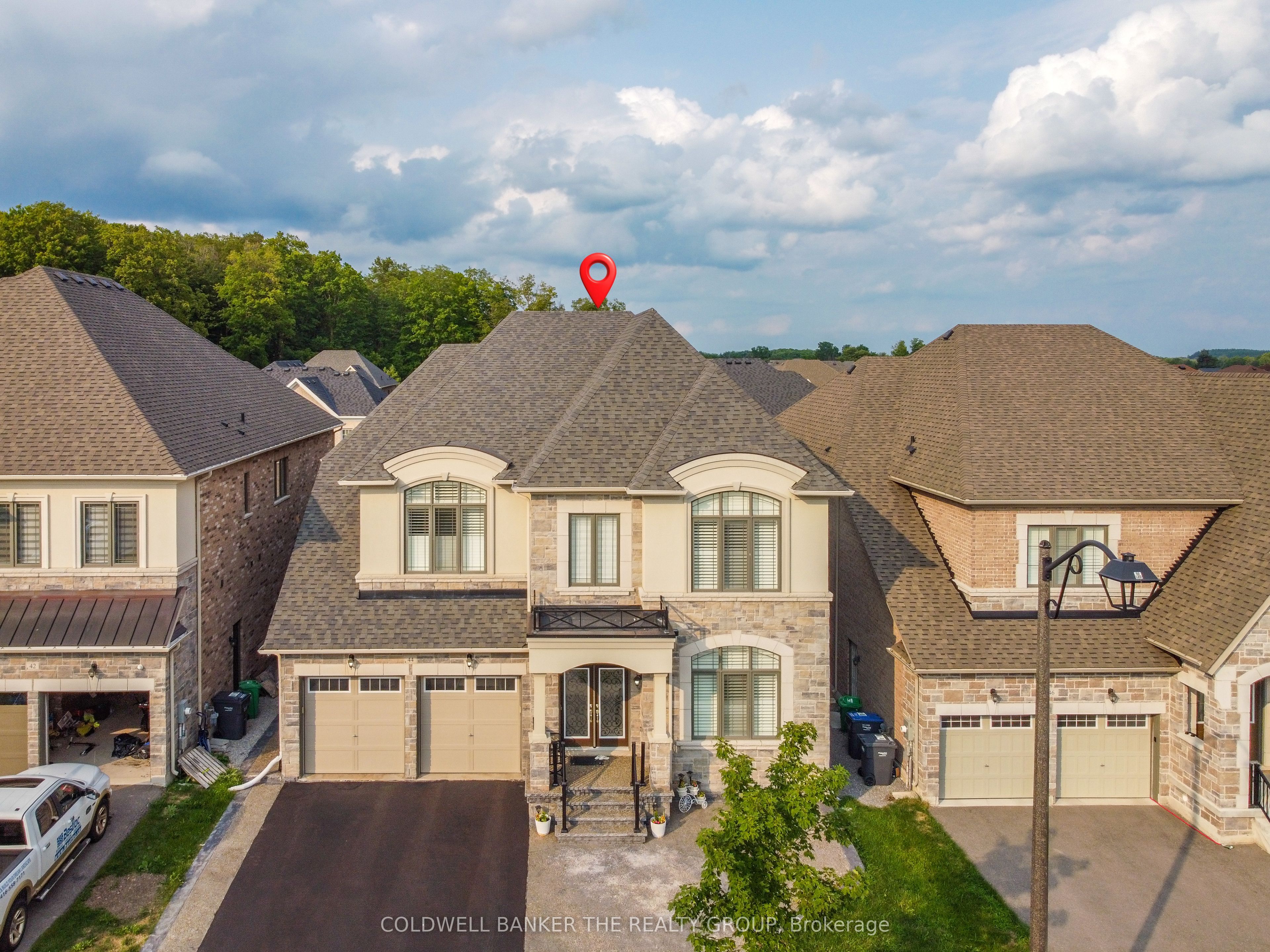 44 Daisy Meadow Crescent, Caledon, ON L7C 4G3 photo 3