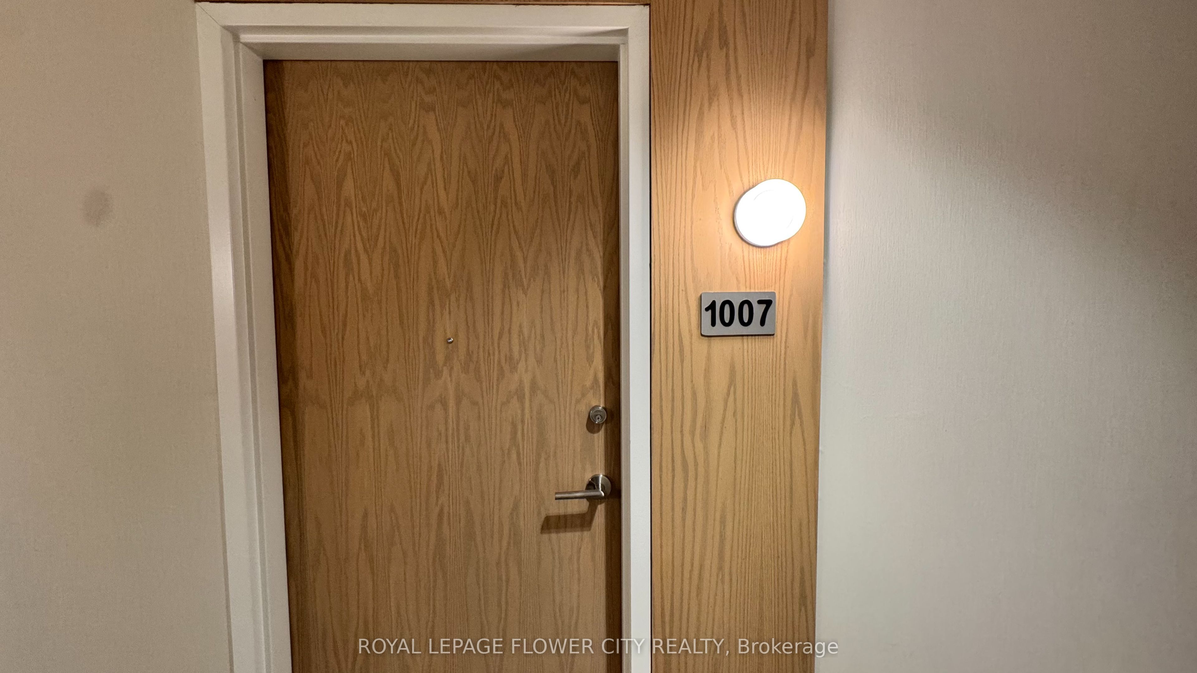 2825 Jane Street 1007, Toronto, ON M3N 0A8 photo 2