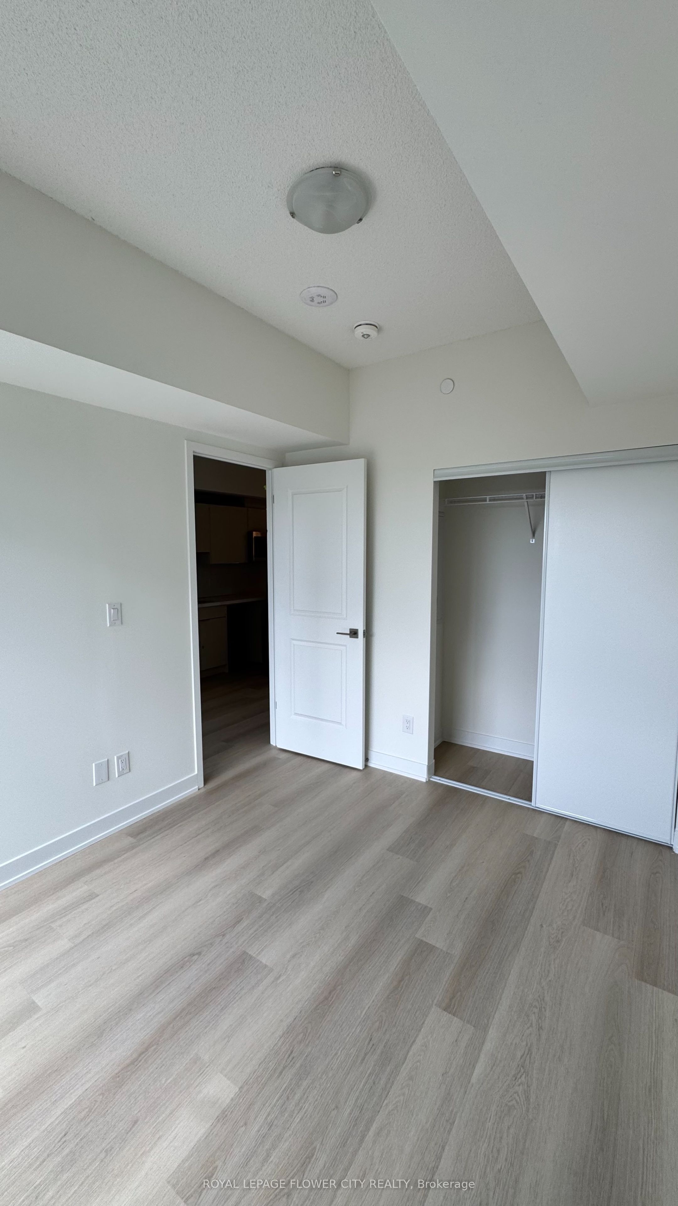 2825 Jane Street 1007, Toronto, ON M3N 0A8 photo 5
