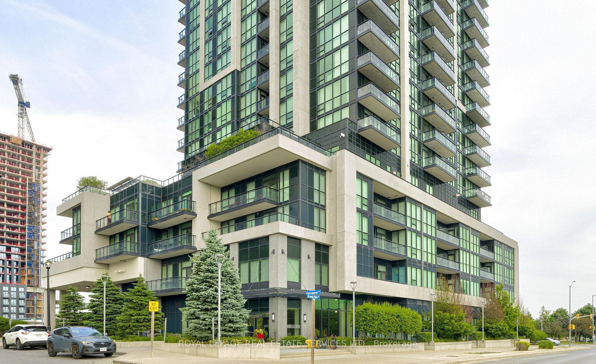3975 Grand Park Drive 2809, Mississauga, ON L5B 0K4 photo 2