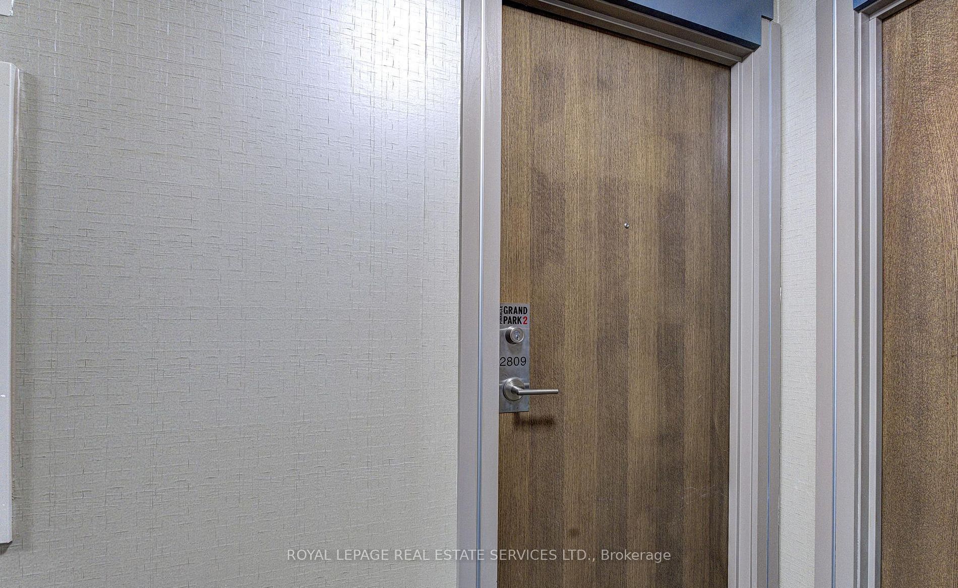 3975 Grand Park Drive 2809, Mississauga, ON L5B 0K4 photo 5