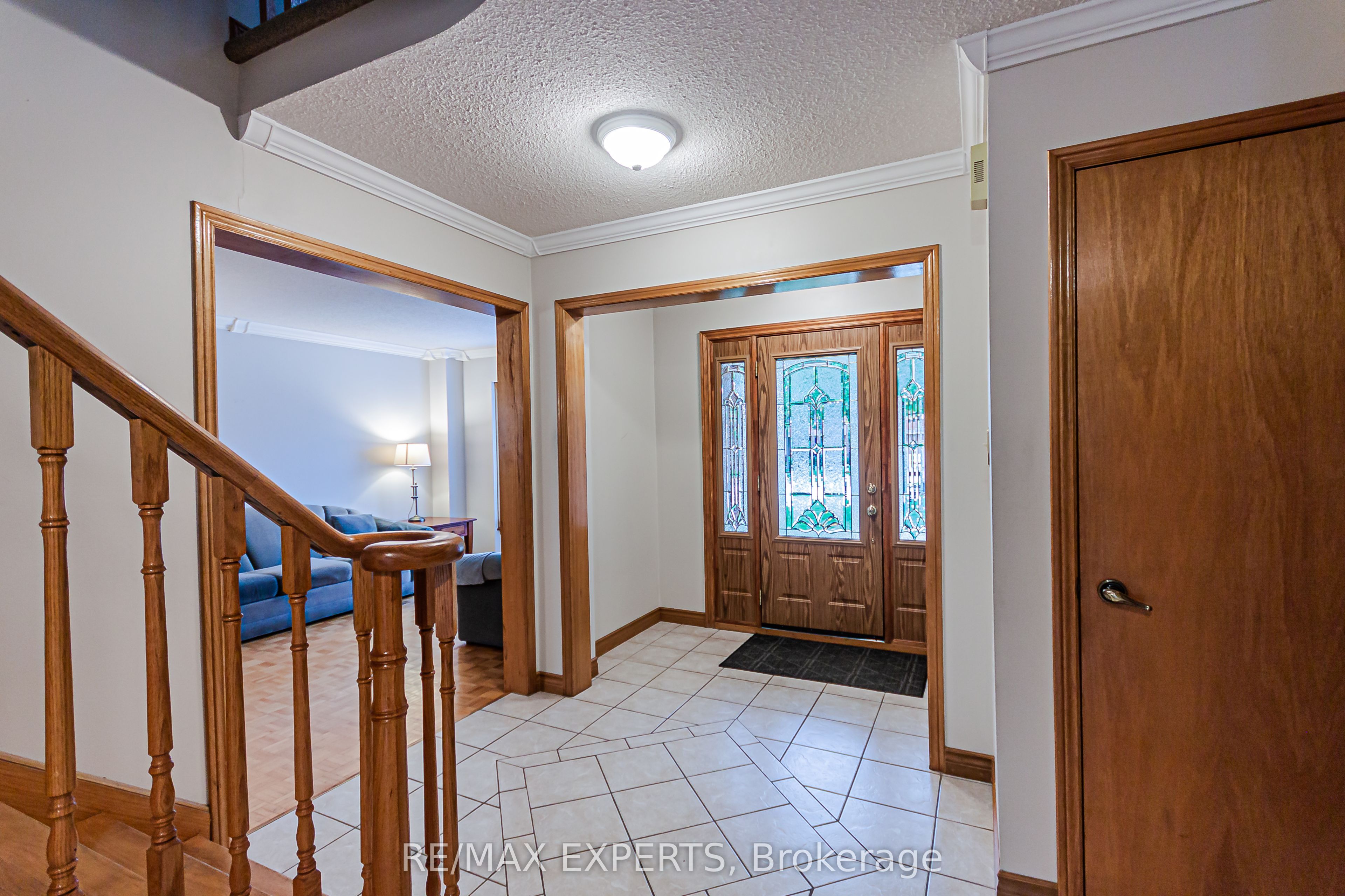 1343 Greenwood Crescent, Oakville, ON L6J 6V4 photo 4