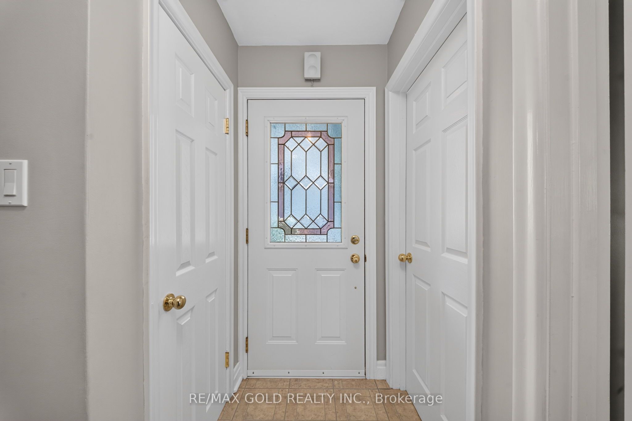 29 Treleaven Drive, Brampton, ON L6Y 1X7 photo 3