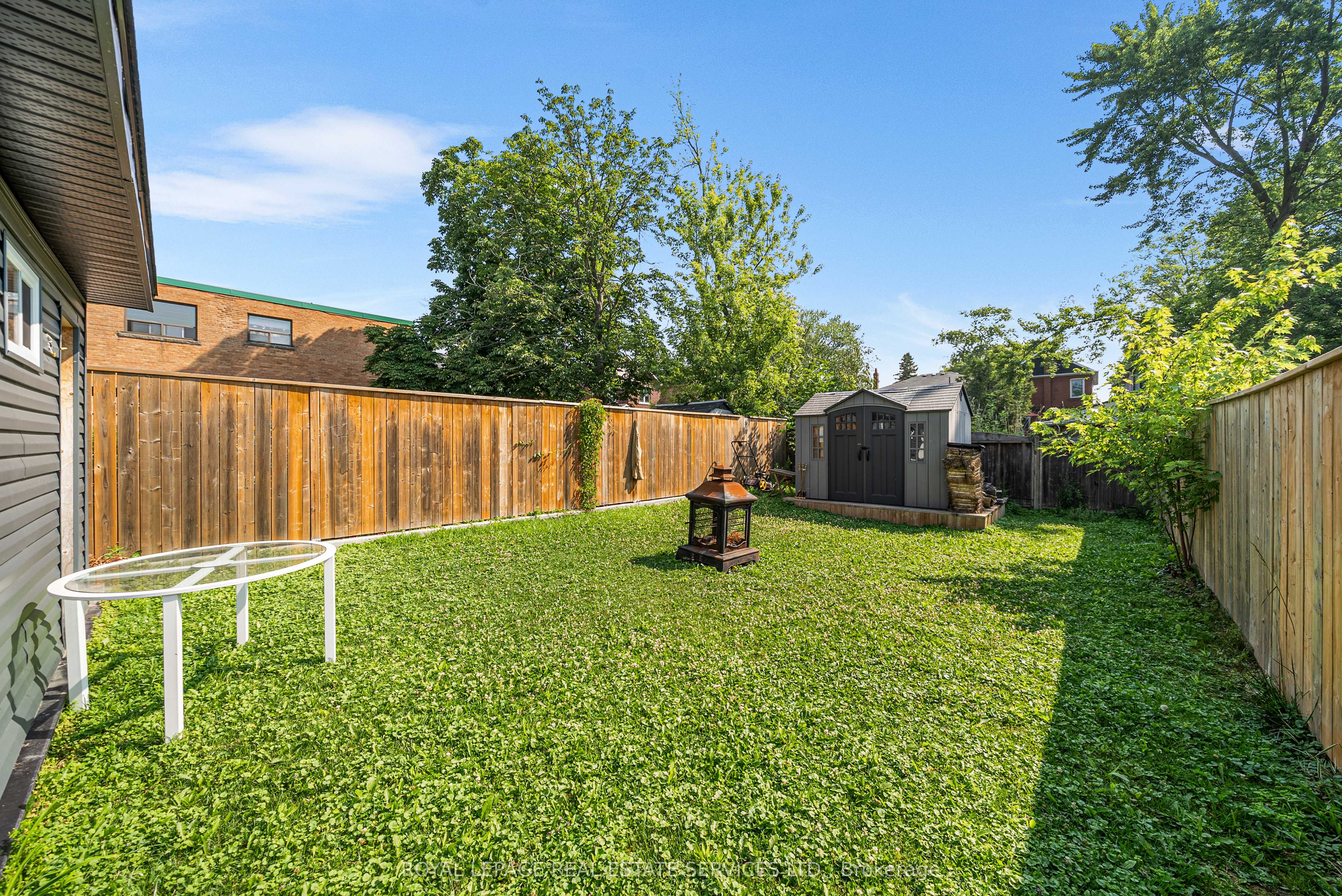 50 Arcadian Circle, Toronto, ON M8W 2Y9 photo 4