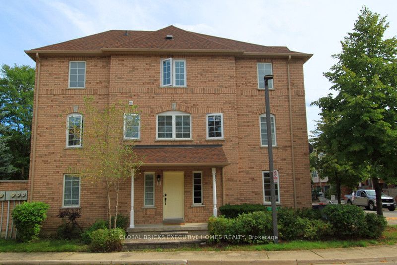80 Acorn Place 111, Mississauga, ON L4Z 4C6 photo 2