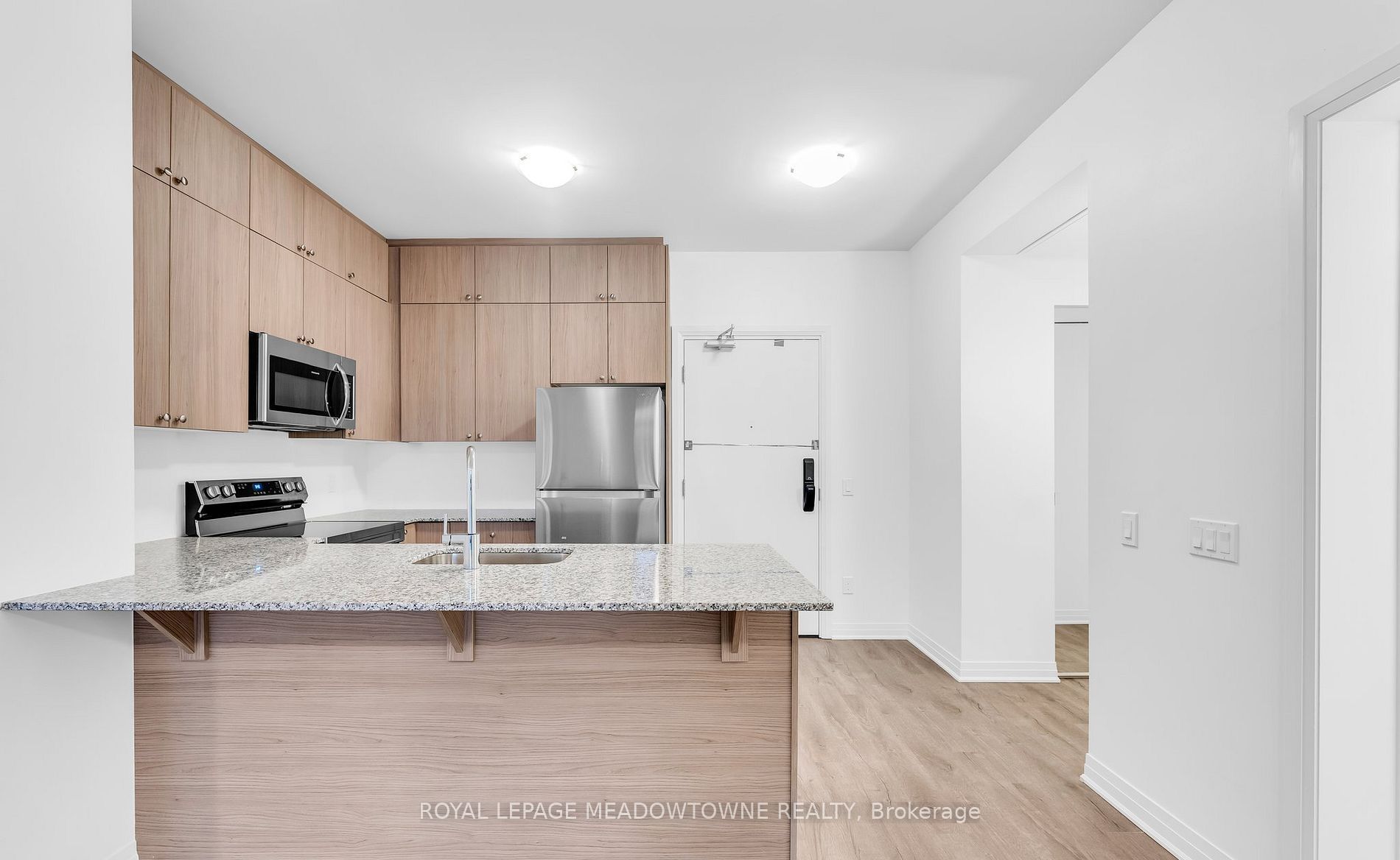 460 Gordon Krantz Avenue 511, Milton, ON L9E 1A8 photo 3