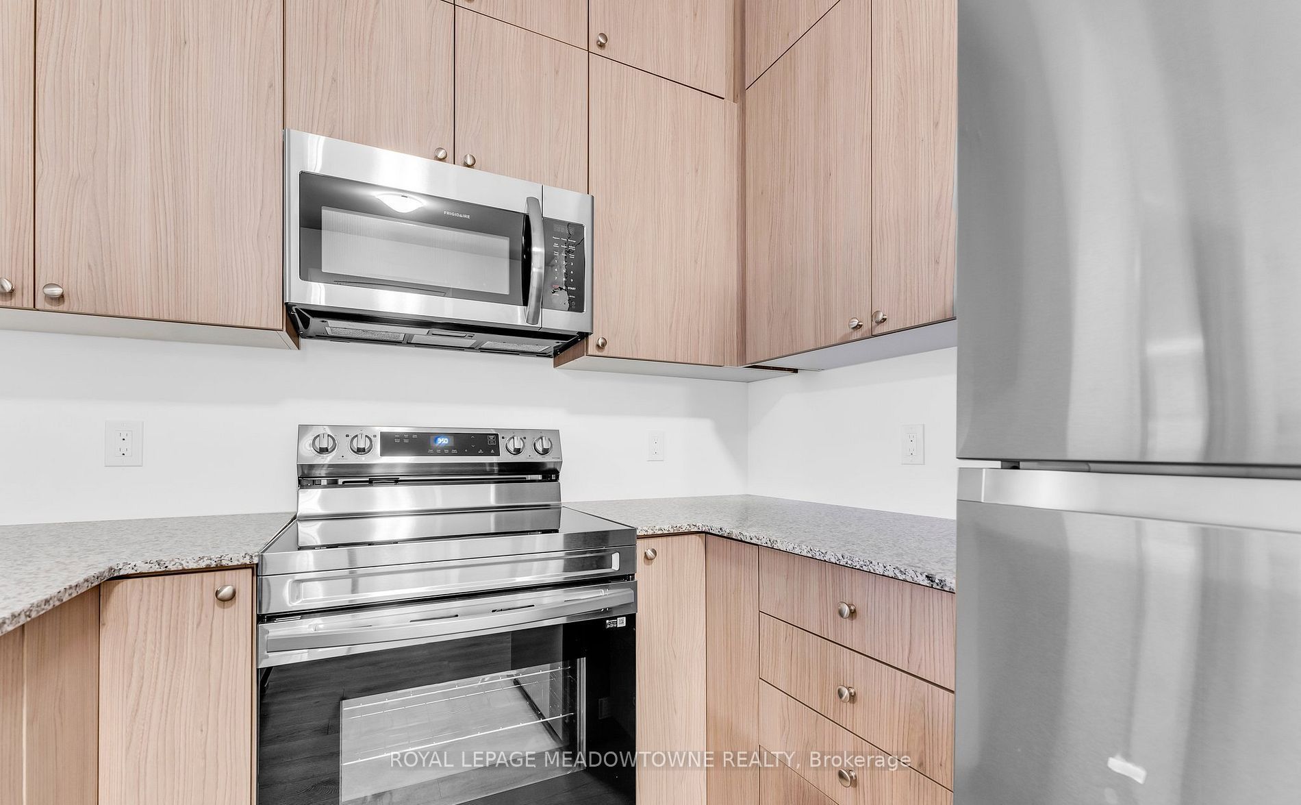 460 Gordon Krantz Avenue 511, Milton, ON L9E 1A8 photo 4