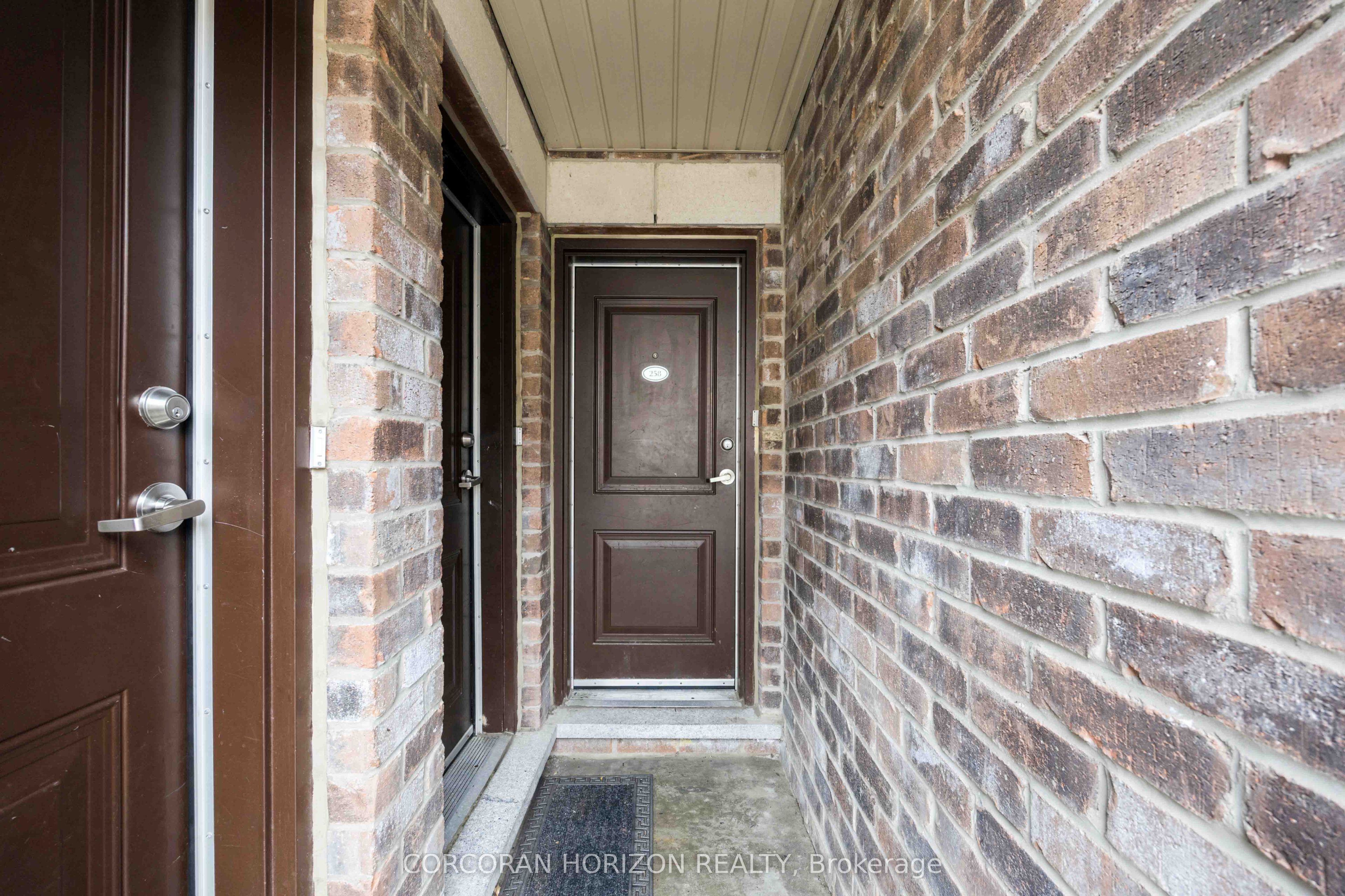 60 Parrotta Drive 258, Toronto, ON M9M 0B4 photo 4