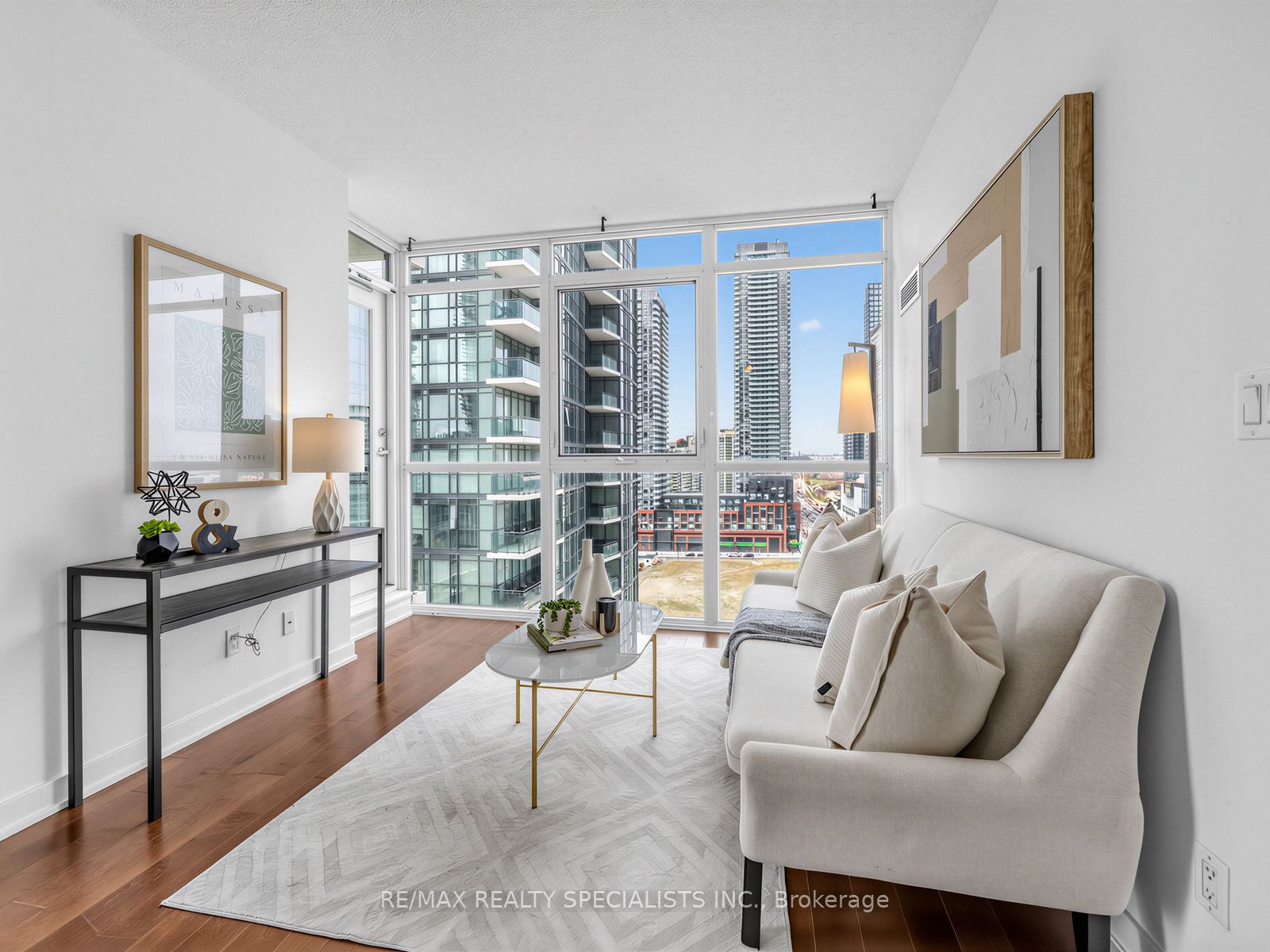 4070 Confederation Parkway 1507, Mississauga, ON L5B 0E9 photo 5