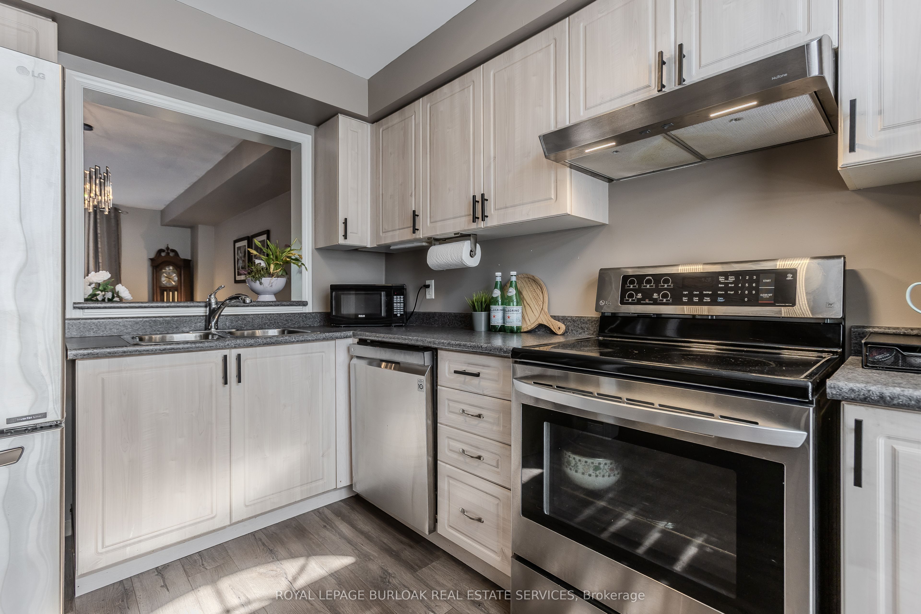 4200 Kilmer Drive 3, Burlington, ON L7M 4Y2 photo 5