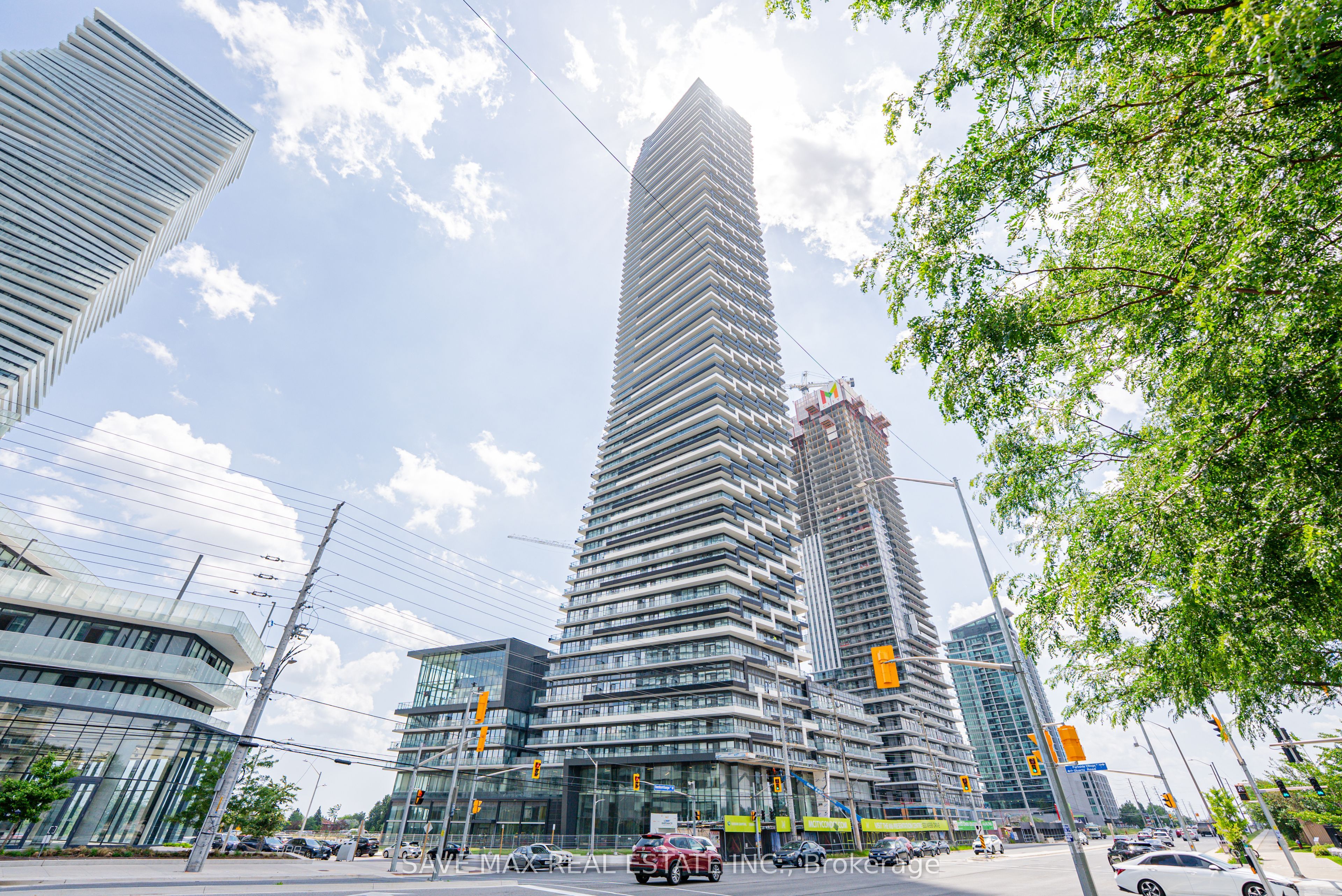 448 Burnhamthorpe Road W 609, Mississauga, ON L5B 0R4