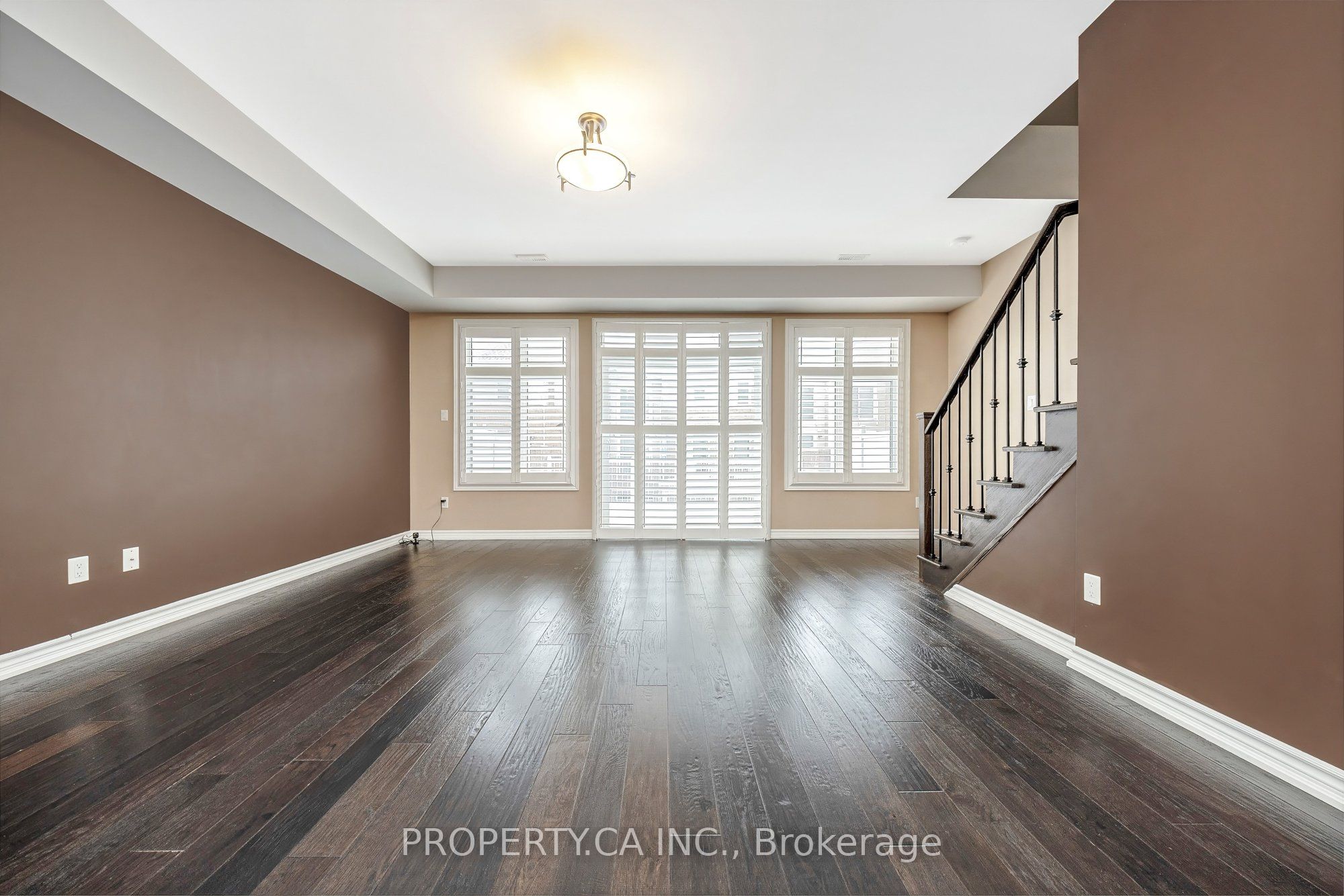 165 Hampshire Way 16, Milton, ON L9T 8M7 photo 3