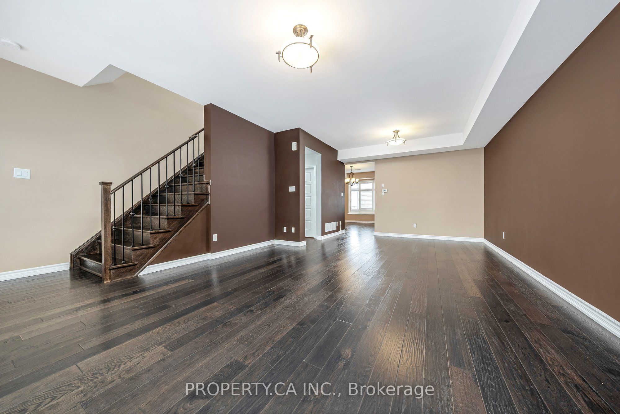 165 Hampshire Way 16, Milton, ON L9T 8M7 photo 4