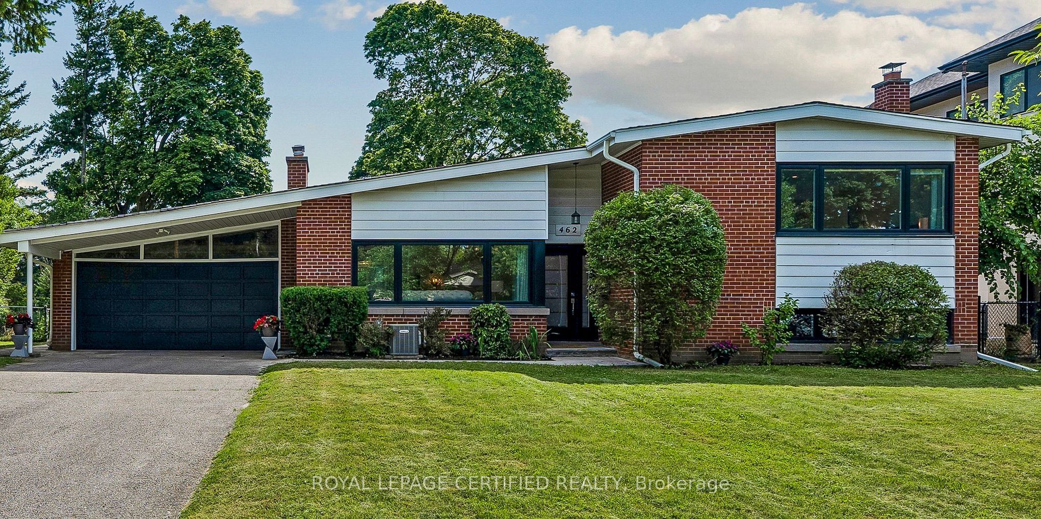 462 The Kingsway, Toronto, ON M9A 3W4 photo 2