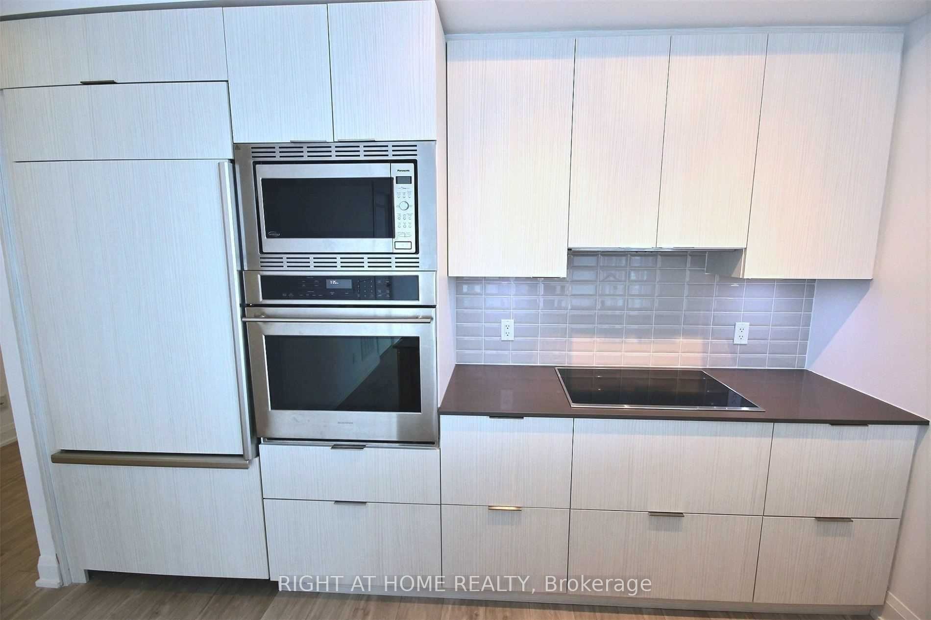 56 Annie Craig Drive 1703, Toronto, ON M8V 0C5 photo 3
