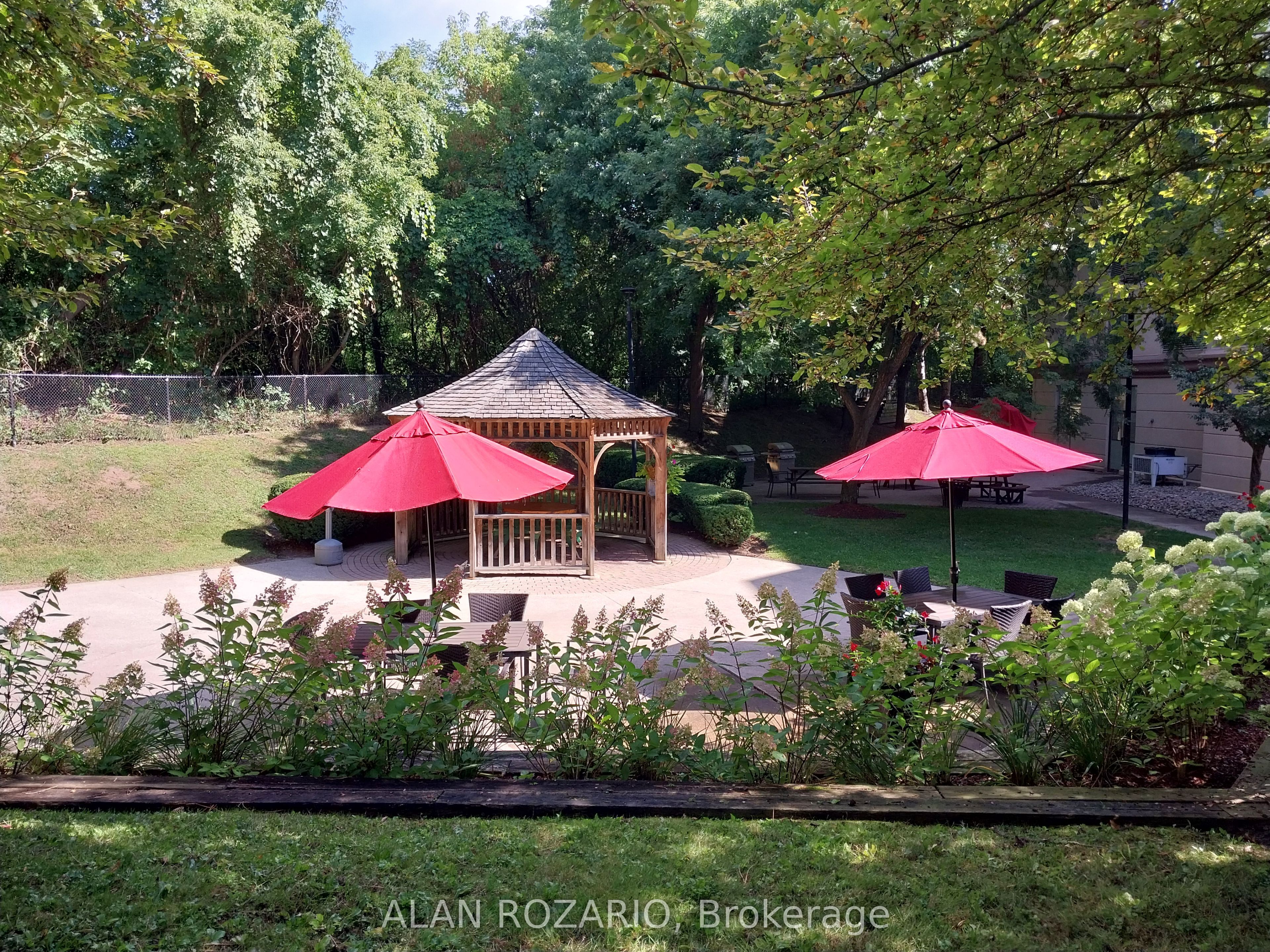 8351 Mclaughlin Road S 103, Brampton, ON L6Y 4H8 photo 5