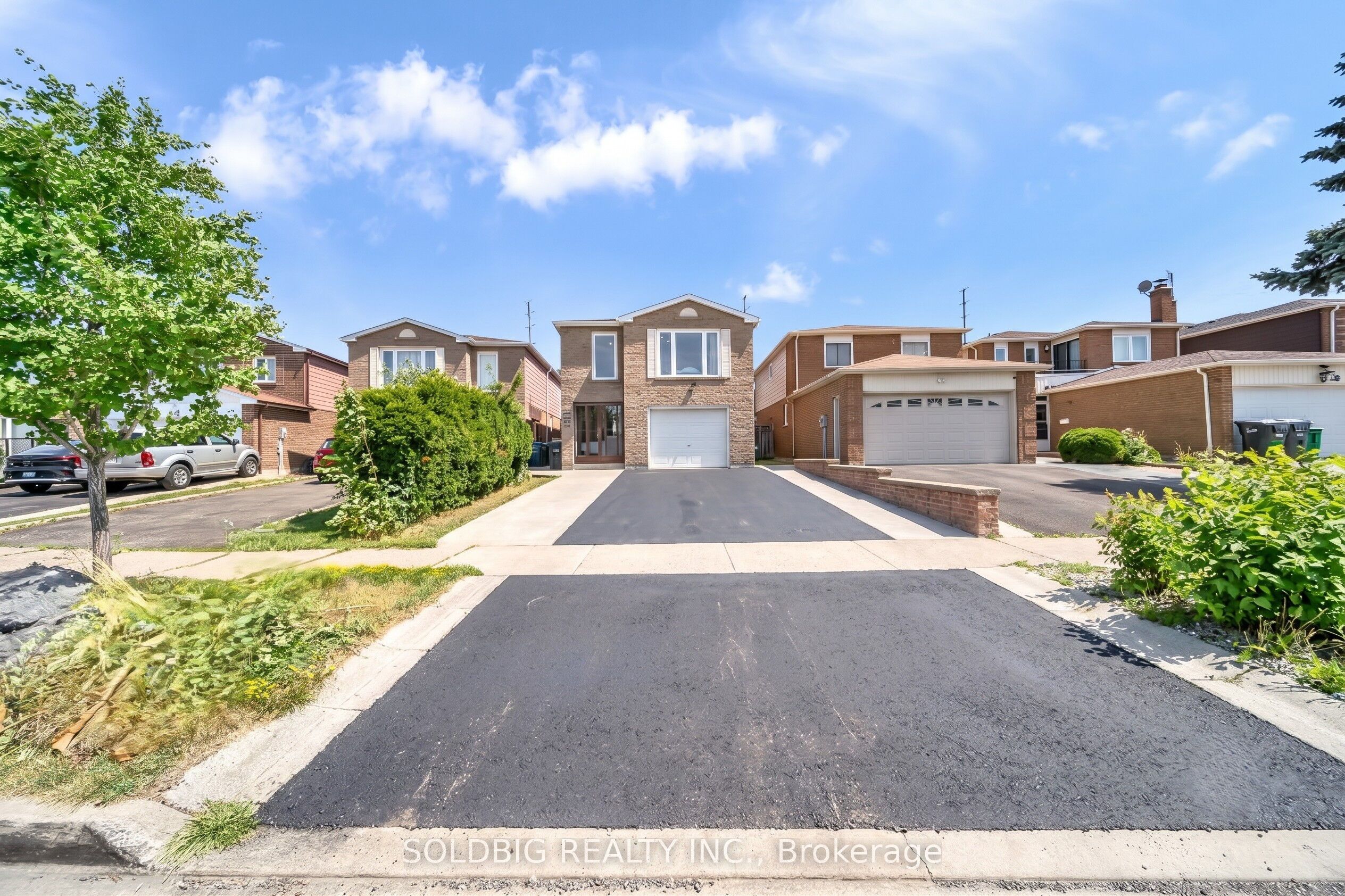76 Banting Crescent, Brampton, ON L6Y 2K9