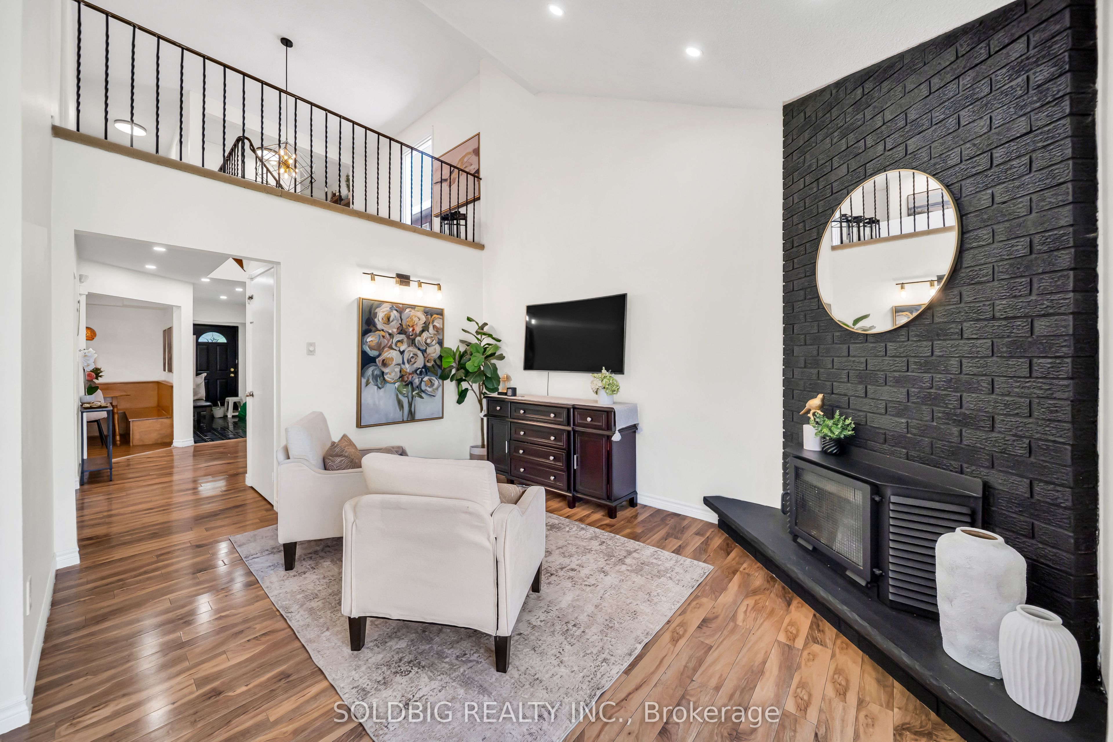 76 Banting Crescent, Brampton, ON L6Y 2K9 photo 4