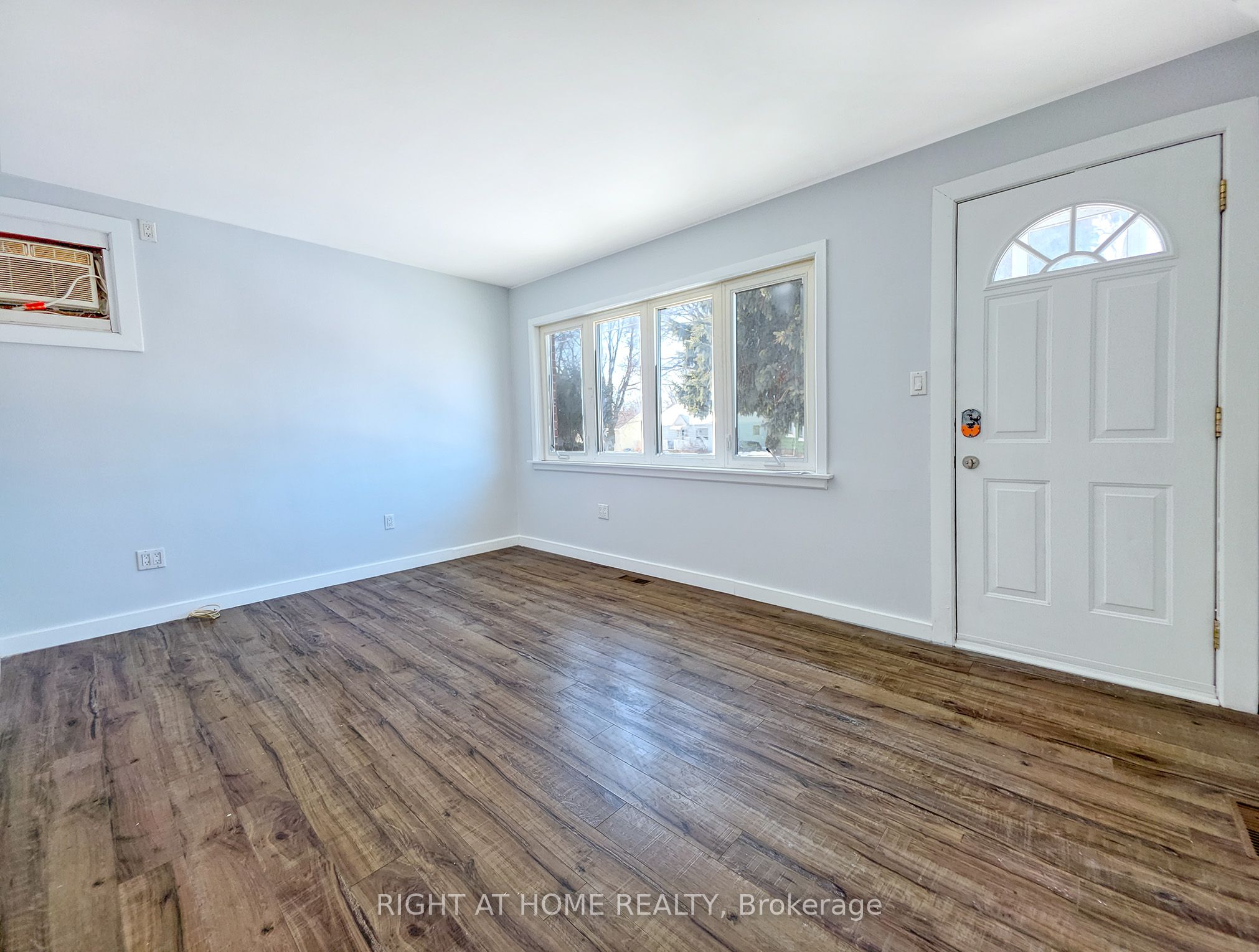 9 Rogers Road, Brampton, ON L6X 1L7 photo 5