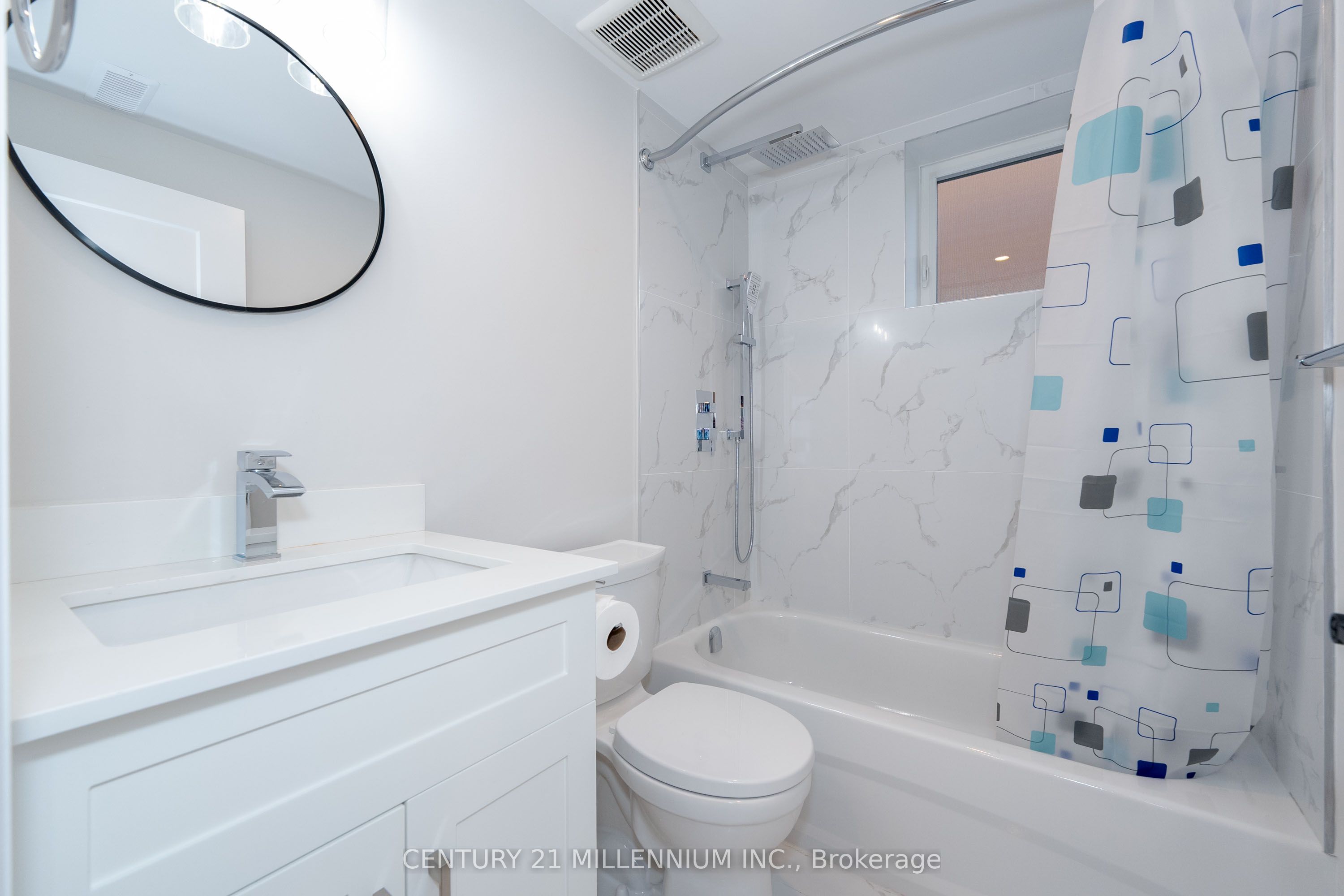 31 Mariposa Avenue C, Toronto, ON M6N 4A1 photo 5