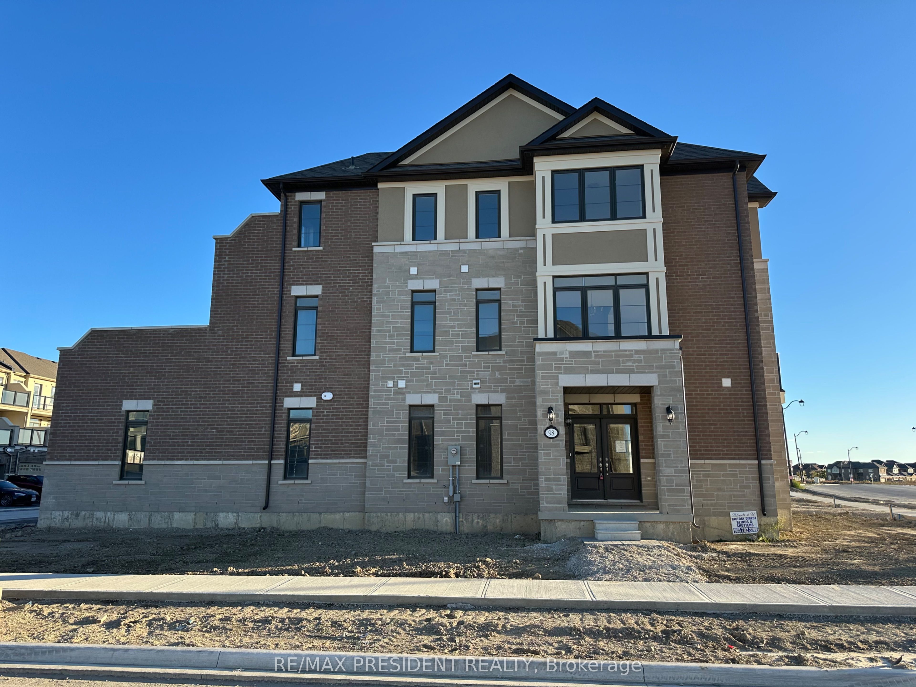 98 Claremont Road, Brampton, ON L6R 4E6