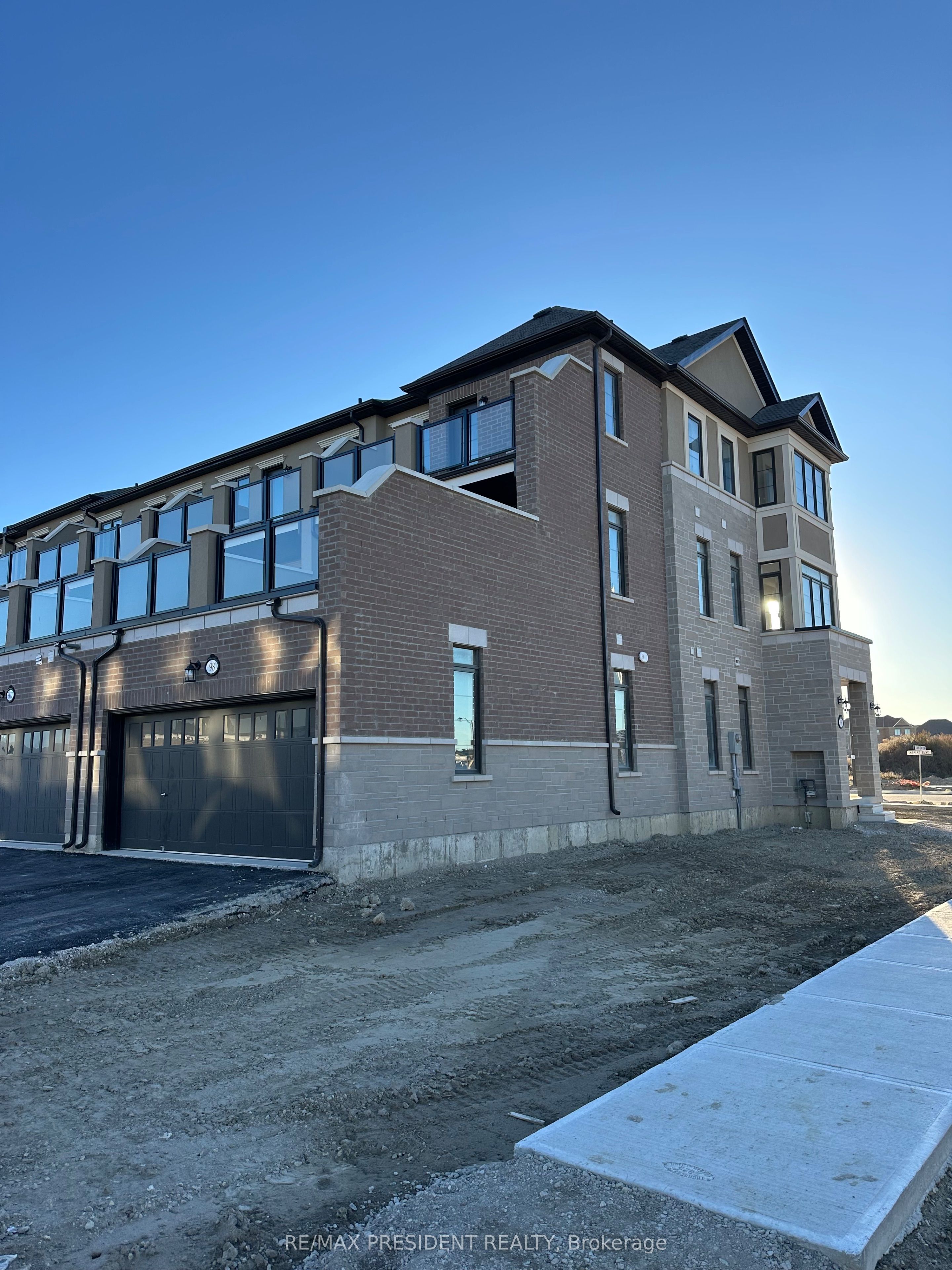 98 Claremont Road, Brampton, ON L6R 4E6 photo 4