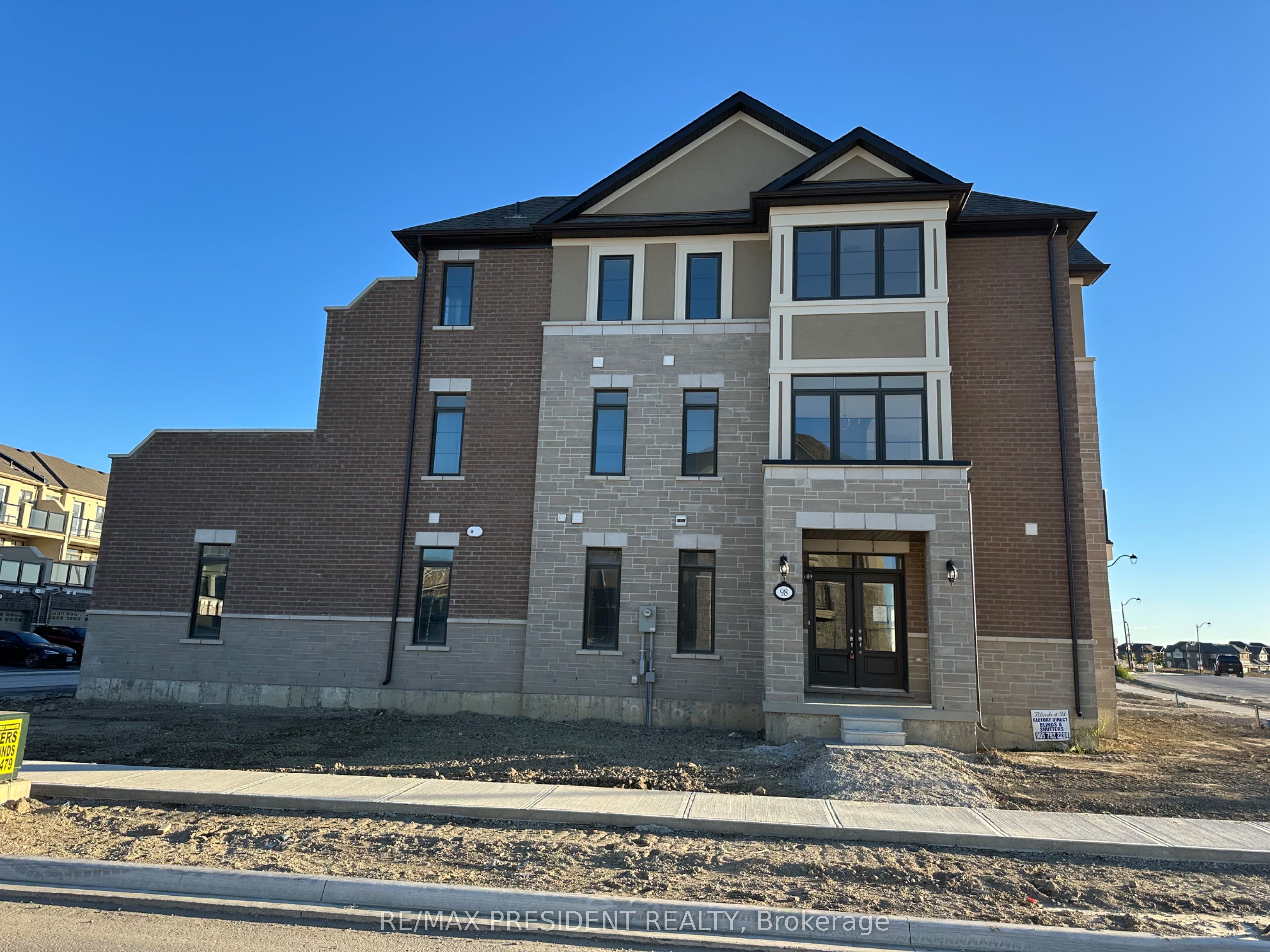 98 Claremont Road, Brampton, ON L6R 4E6 photo 5
