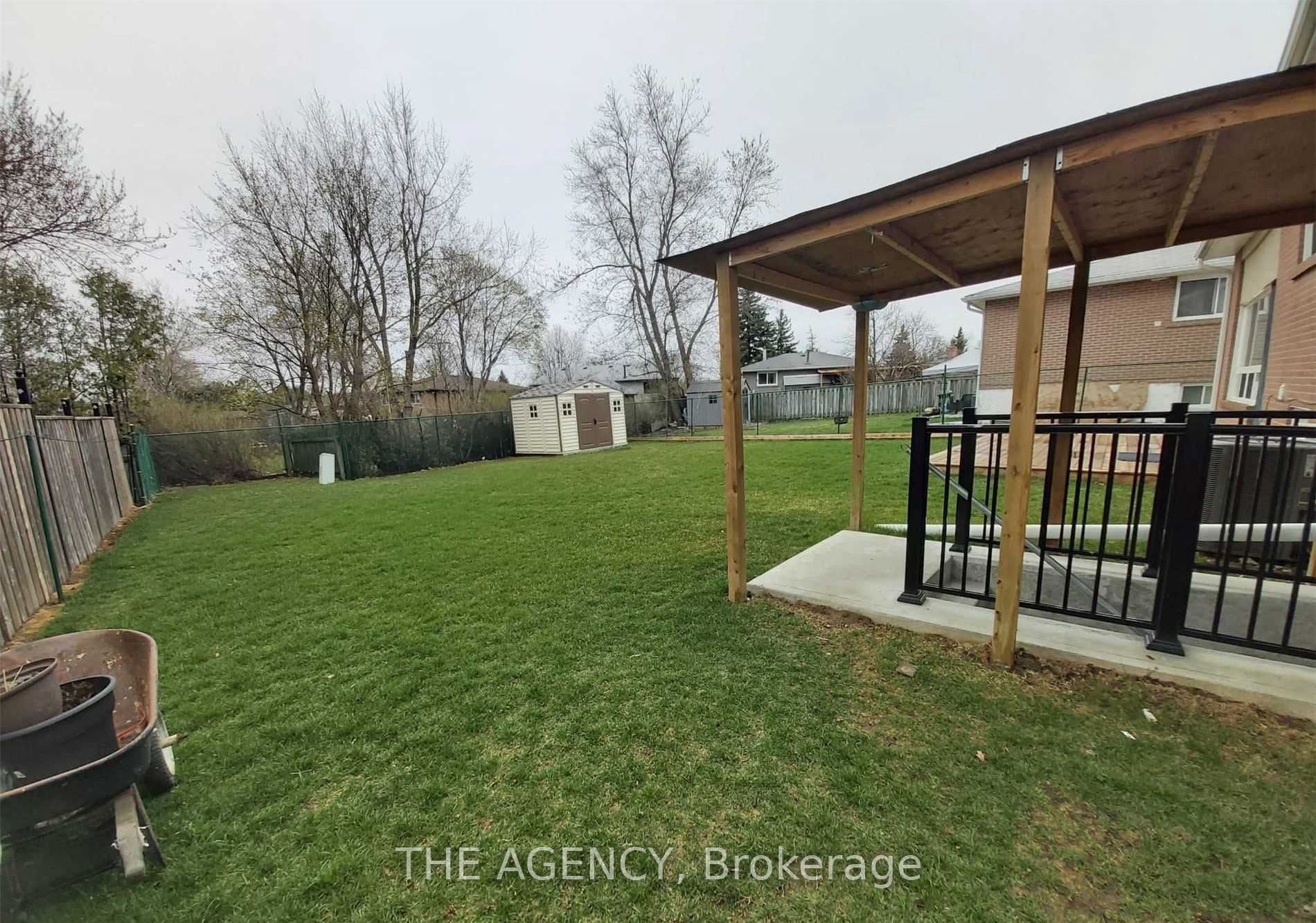 6 Fernbank Road Lower, Brampton, ON L6T 2G9 photo 2