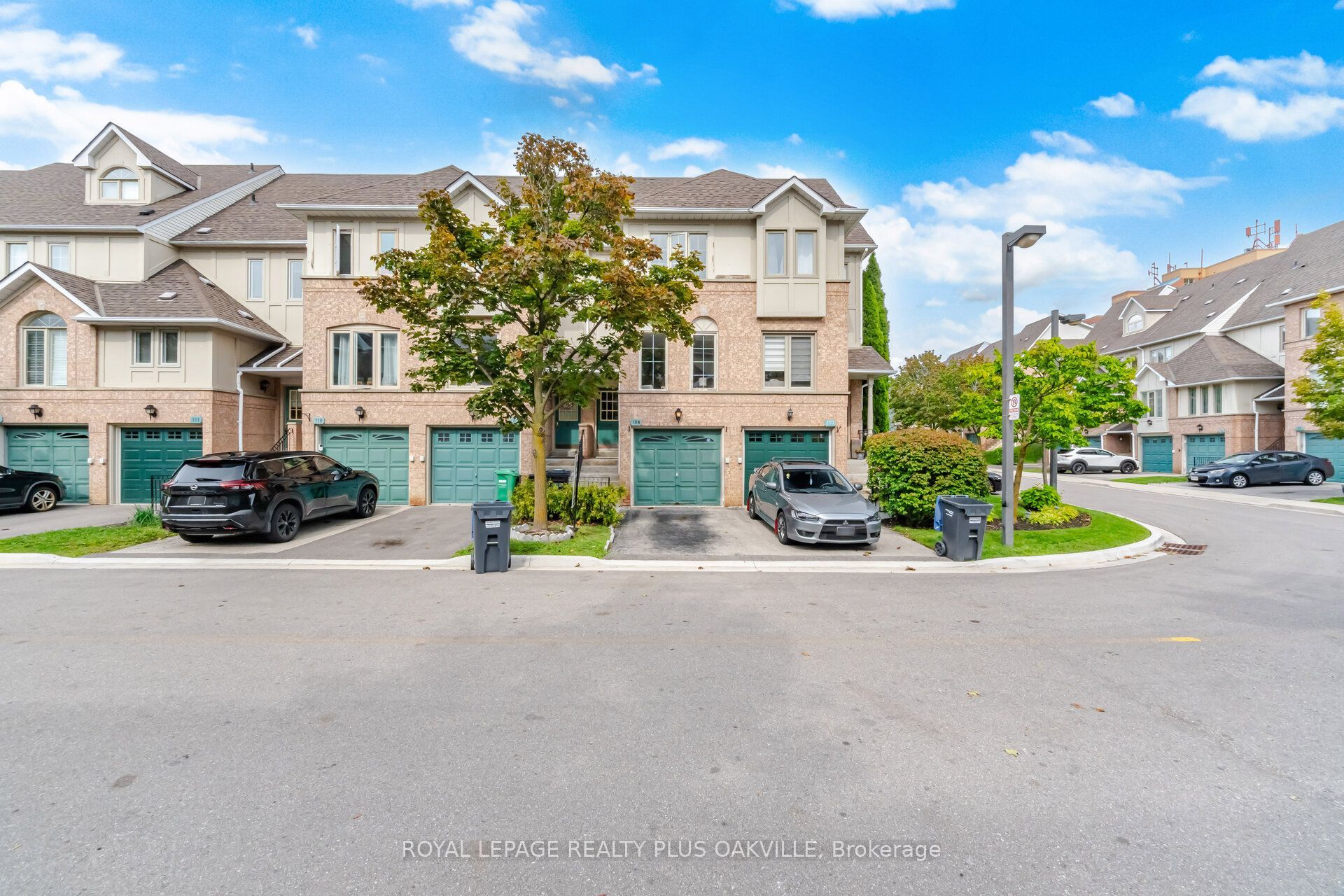 1050 Bristol Road W 108, Mississauga, ON L5V 2E8 photo 2