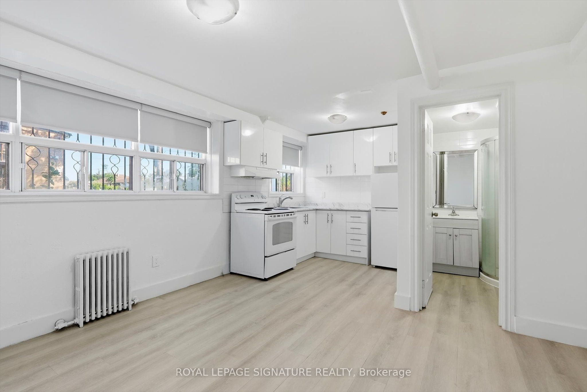 49 Cuffley Crescent S 103, Toronto, ON M3K 1X4 photo 3