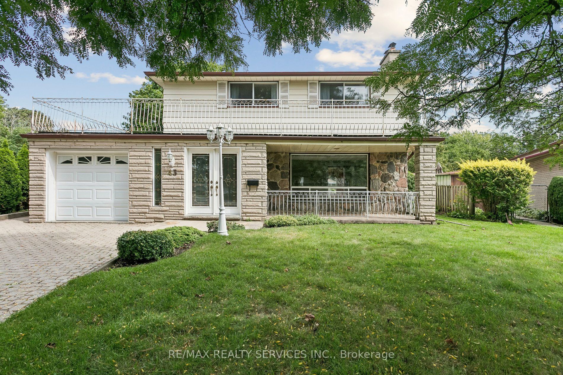 43 Allendale Road, Brampton, ON L6W 2Y7