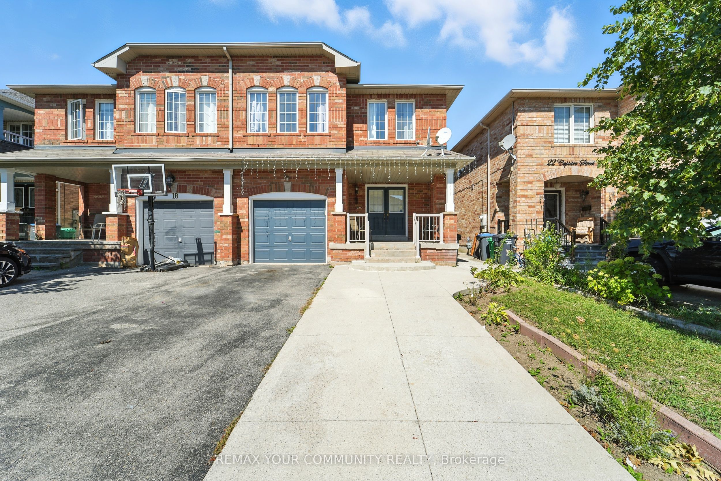 20 Capistro Street E, Brampton, ON L7A 3H7 photo 3