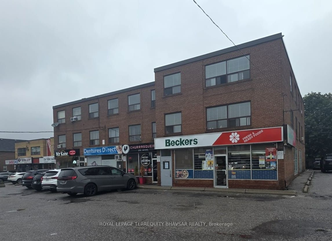 2827 Weston Road 1, Toronto, ON M9M 2S1 photo 4