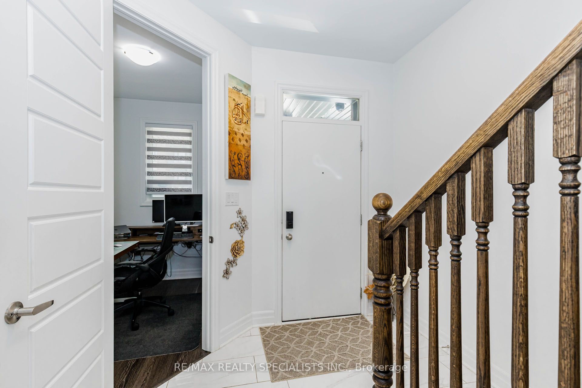 455 Gordon Krantz Avenue, Milton, ON L9E 1W1 photo 3