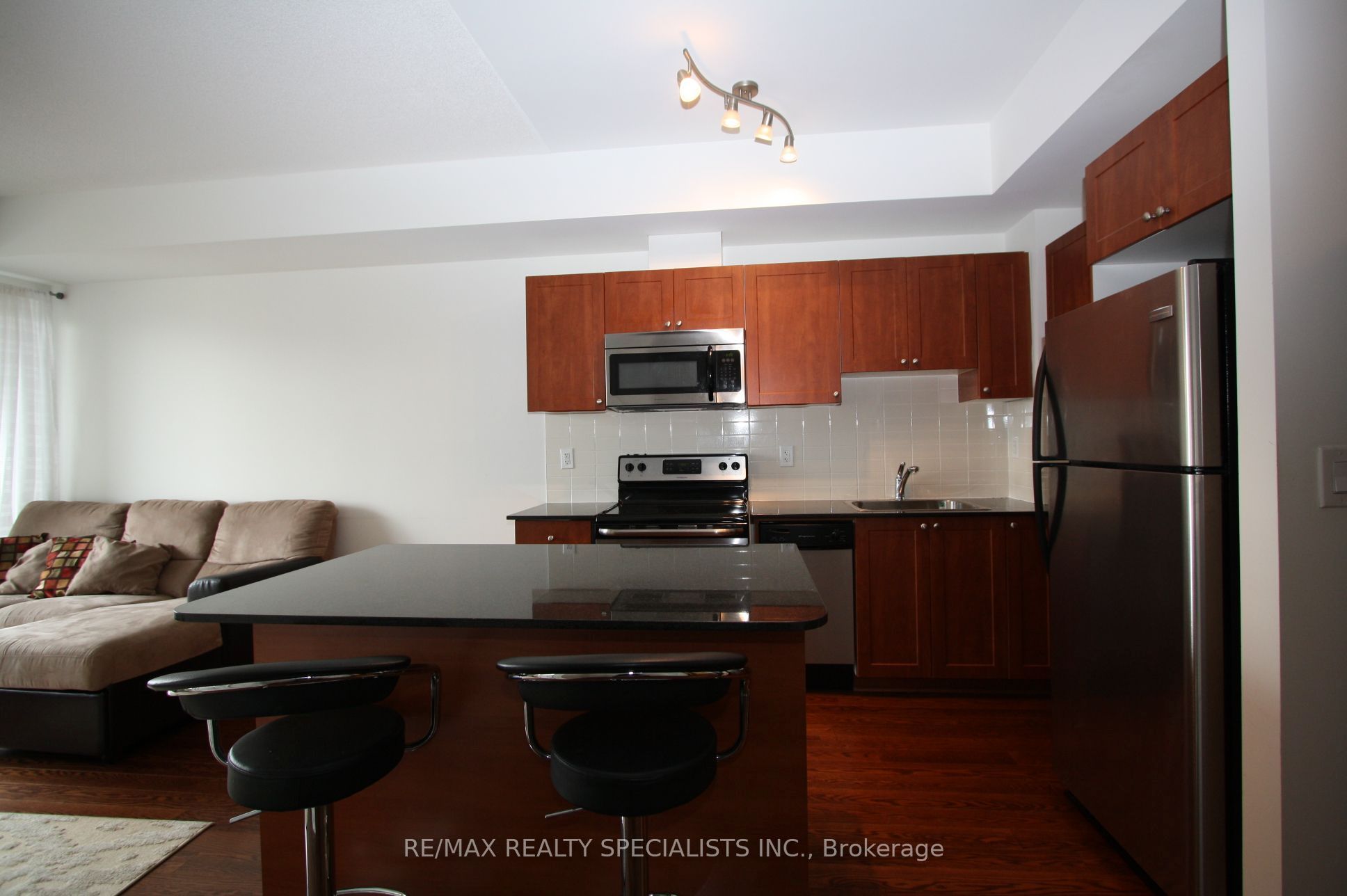 385 Prince Of Wales Drive 1606, Mississauga, ON L5B 0C6 photo 3