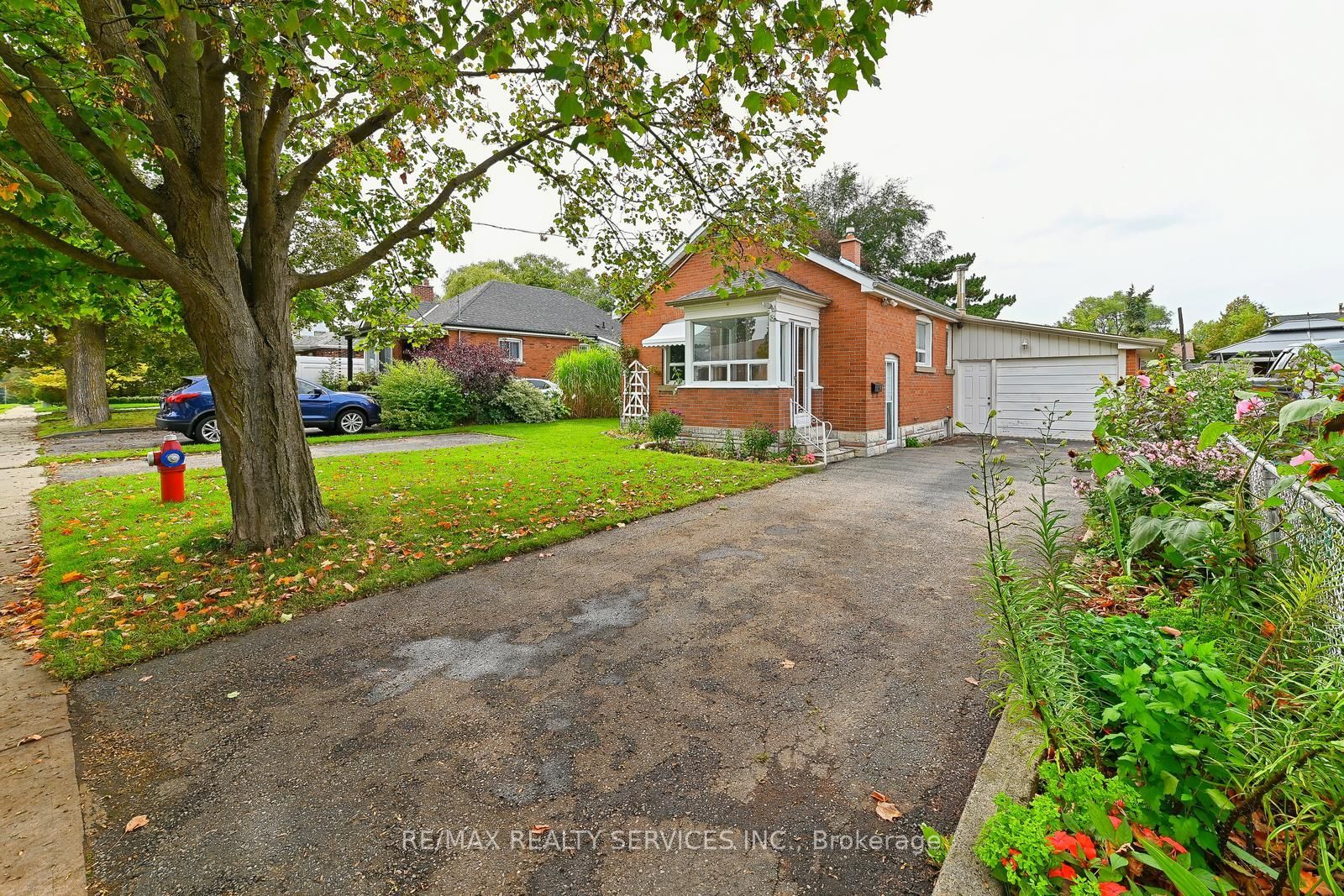54 Woodward Avenue, Brampton, ON L6V 1K4 photo 5