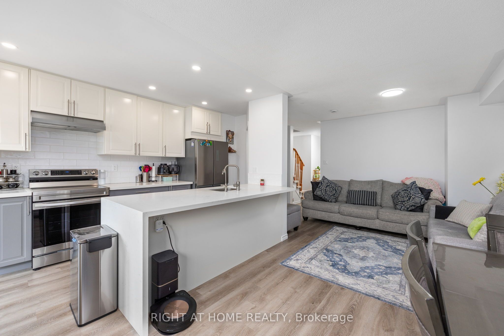 47 Stewart Maclaren Road 74, Halton Hills, ON L7G 5L8 photo 5
