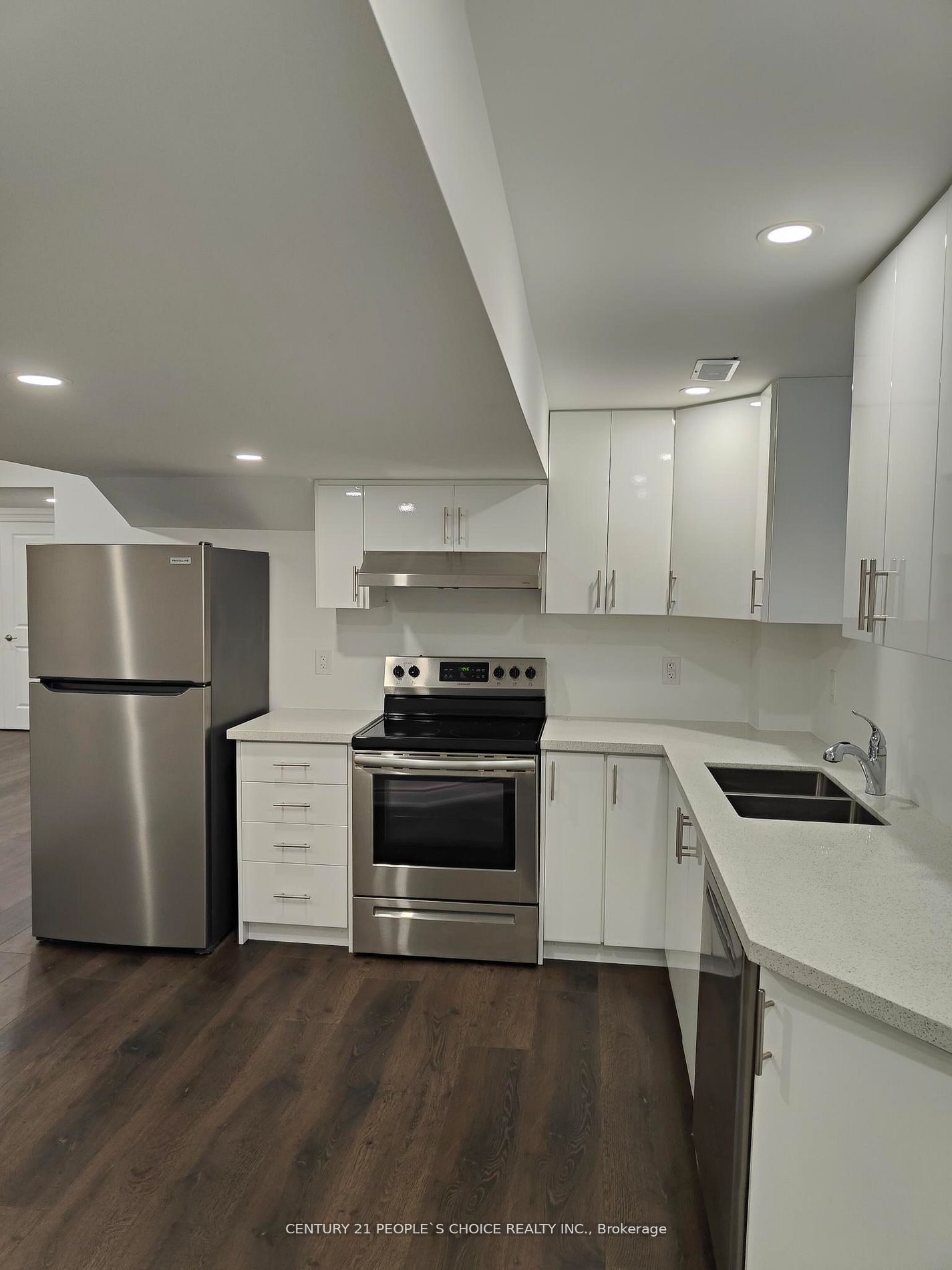 8 Chiming Road, Brampton, ON L6P 4E1 photo 4
