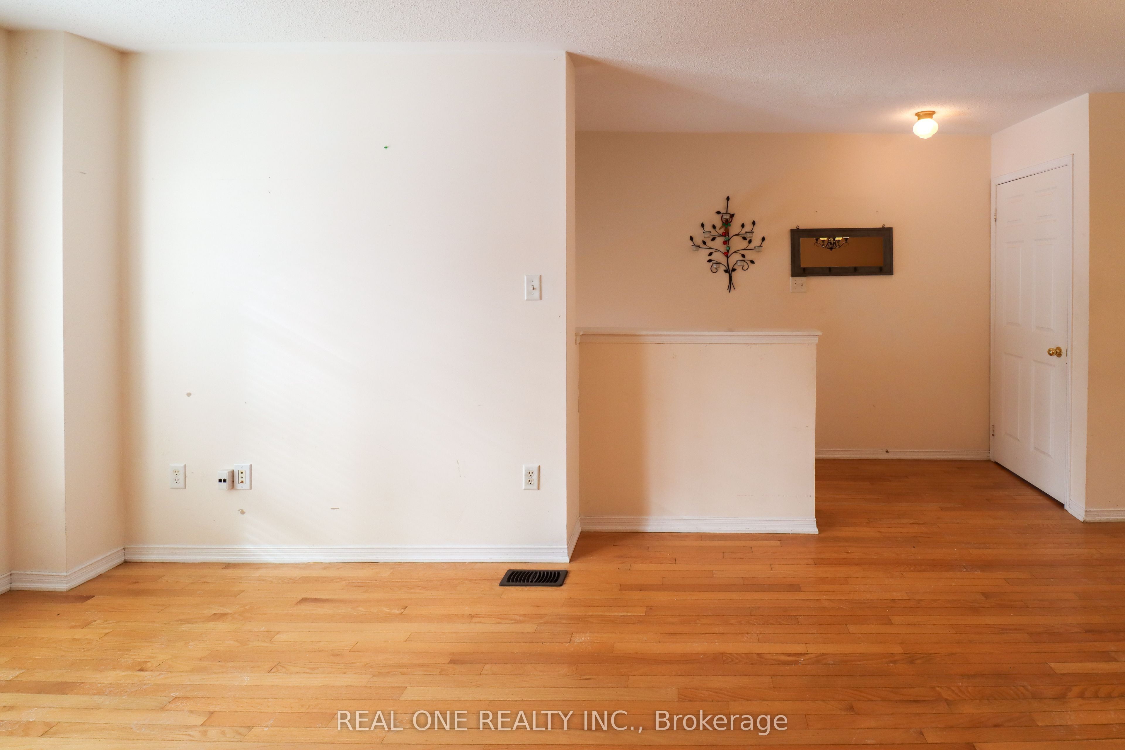 4950 Albina Way 175, Mississauga, ON L4Z 4J7 photo 3
