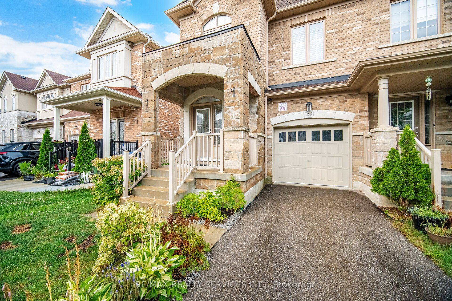 25 YATELY Street, Brampton, ON L7A 4R9 photo 5