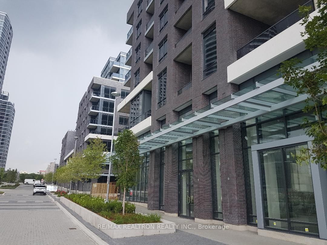 26 Gibbs Road 532, Toronto, ON M9B 0E3